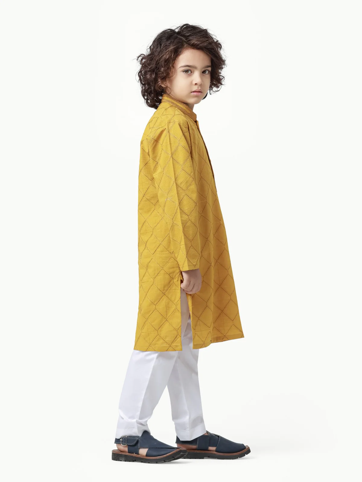 Embroidered Khaddar Kurta - EBTKC22-014 - Image 5