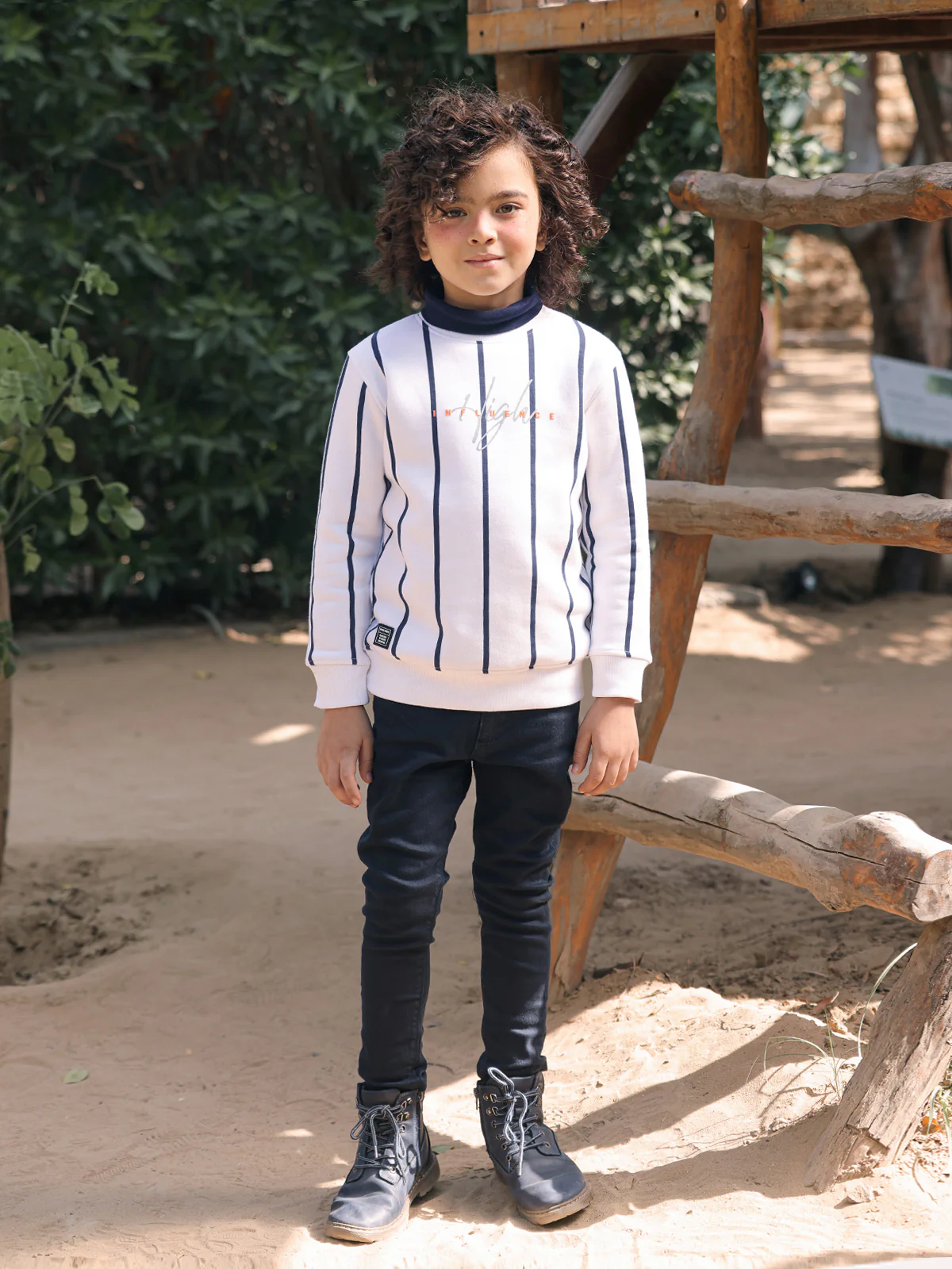 Crew Neck Striped Sweatshirt - EBTSS23-018