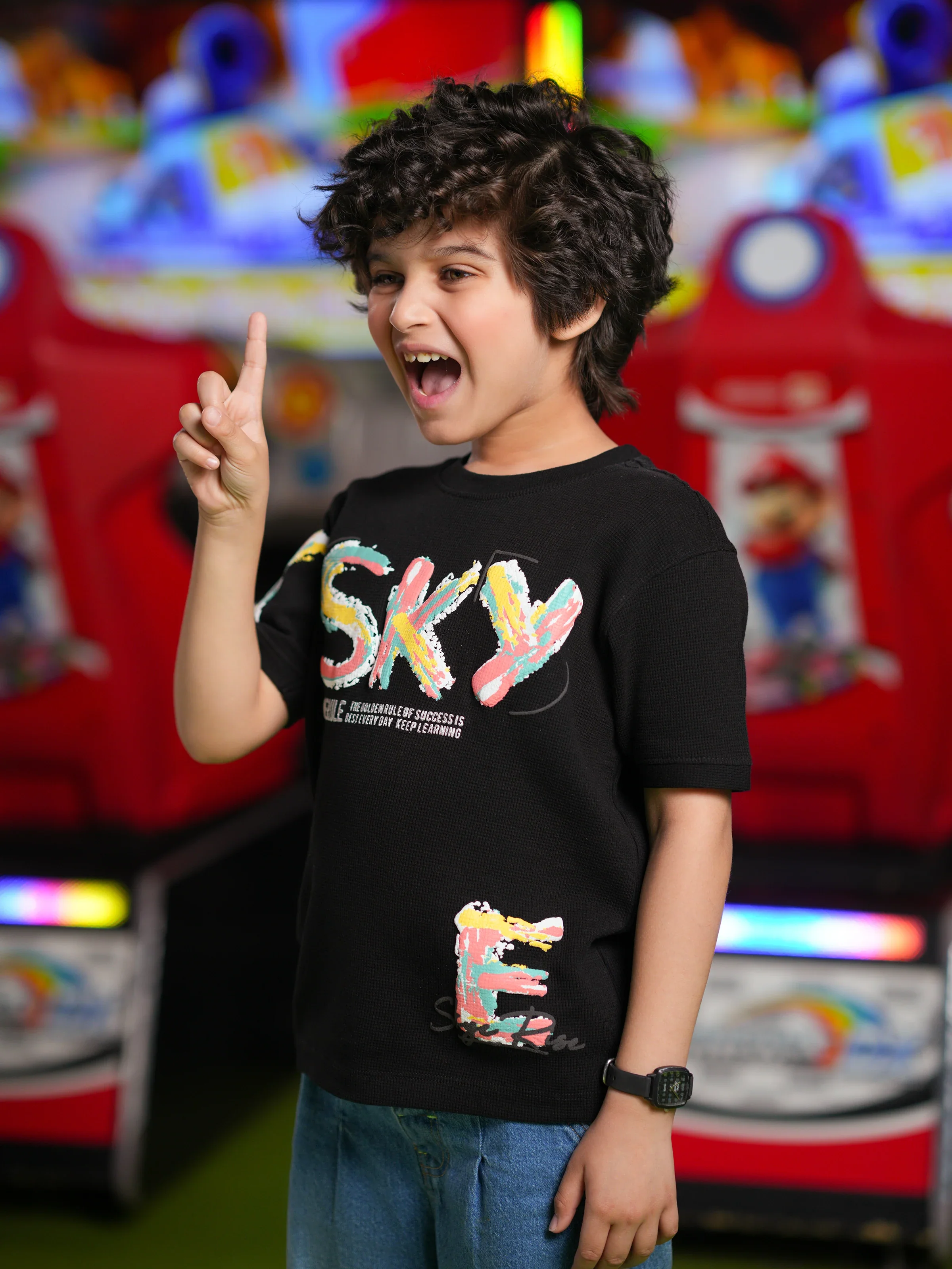 Sky Rise Graphic Tee - EBTTS6-018