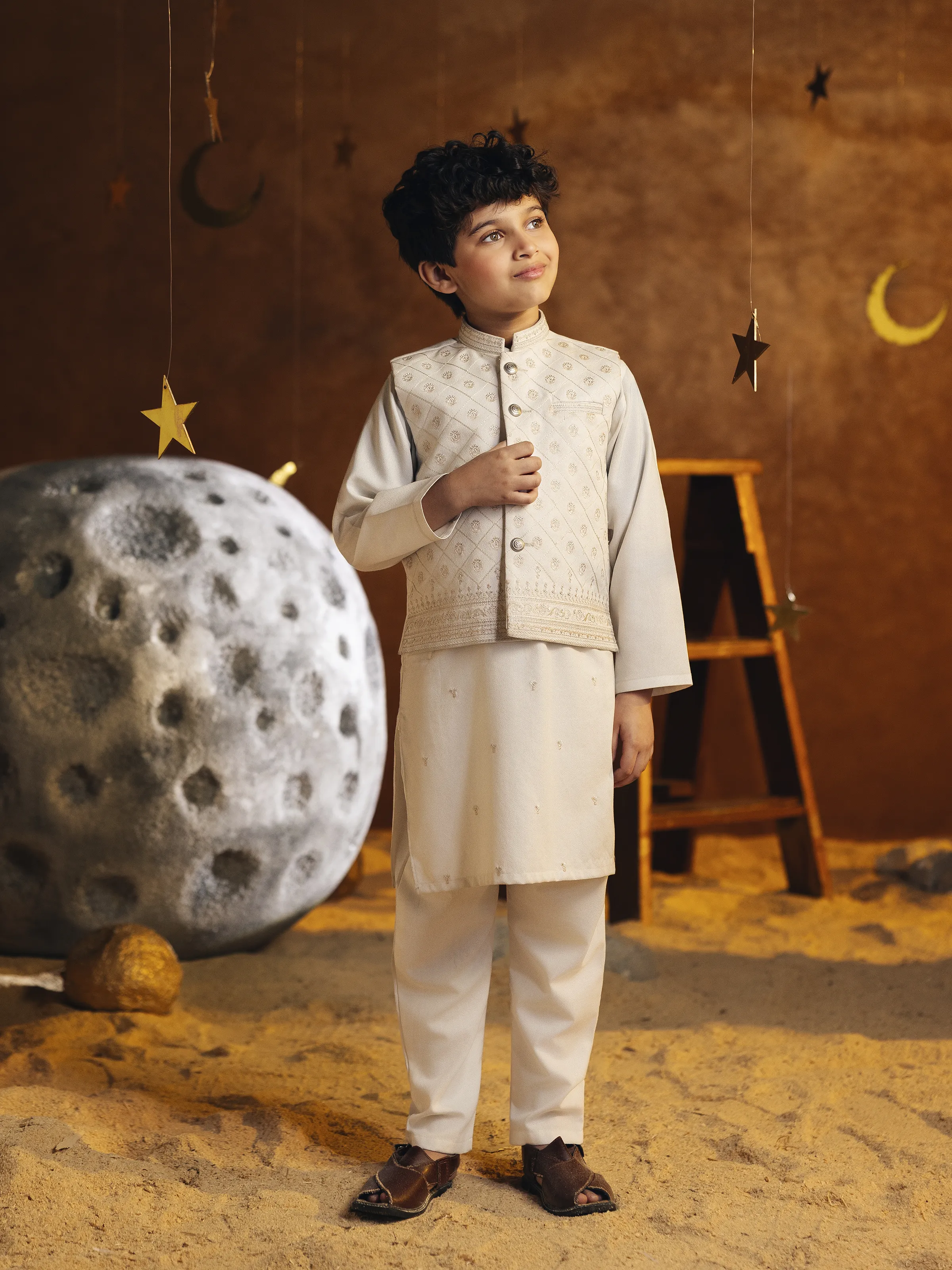 Embroidered Dobby Waistcoat Suit - ECBTWCS5-075