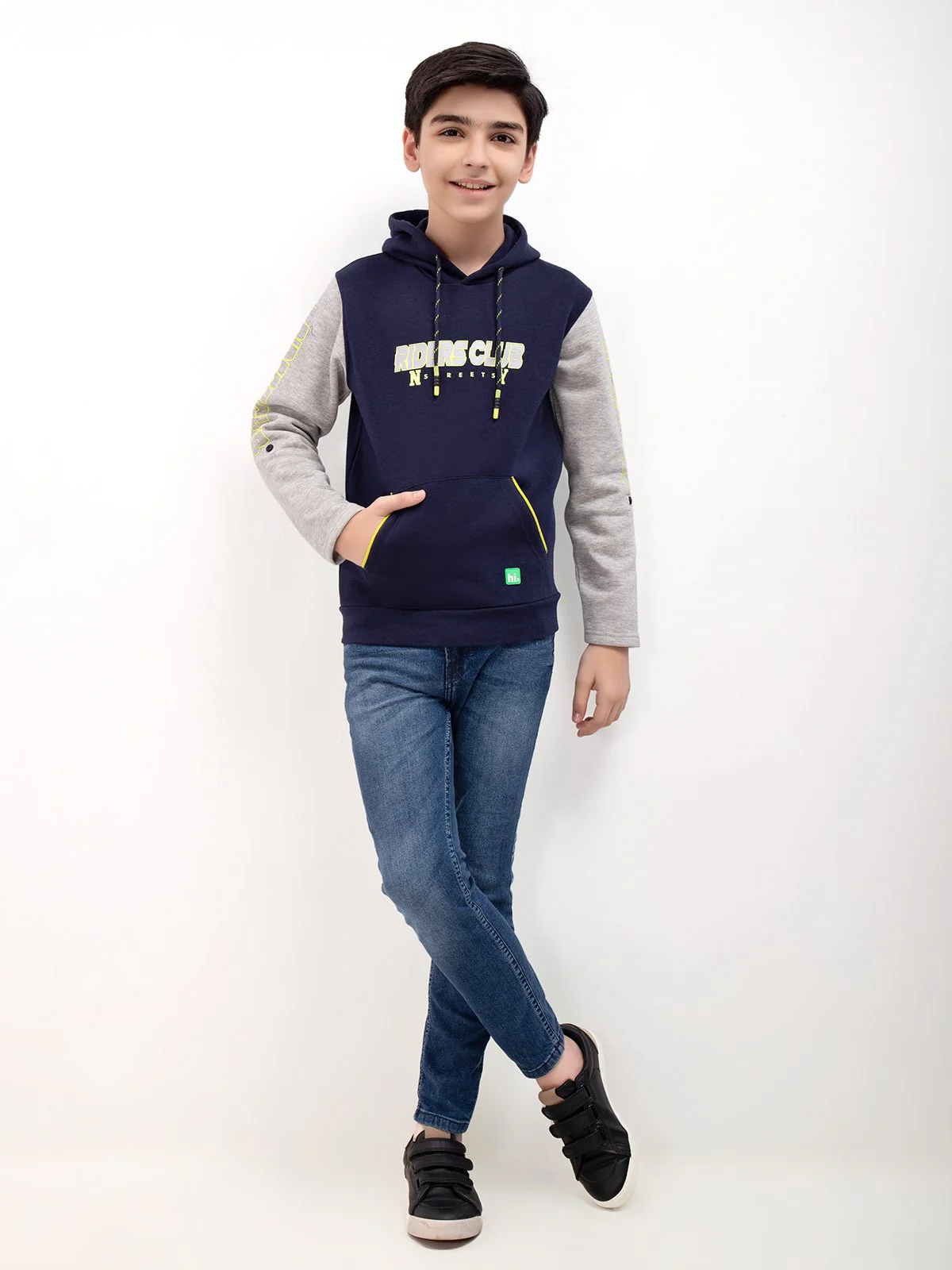 Pullover Hoodie - EBTH21-012