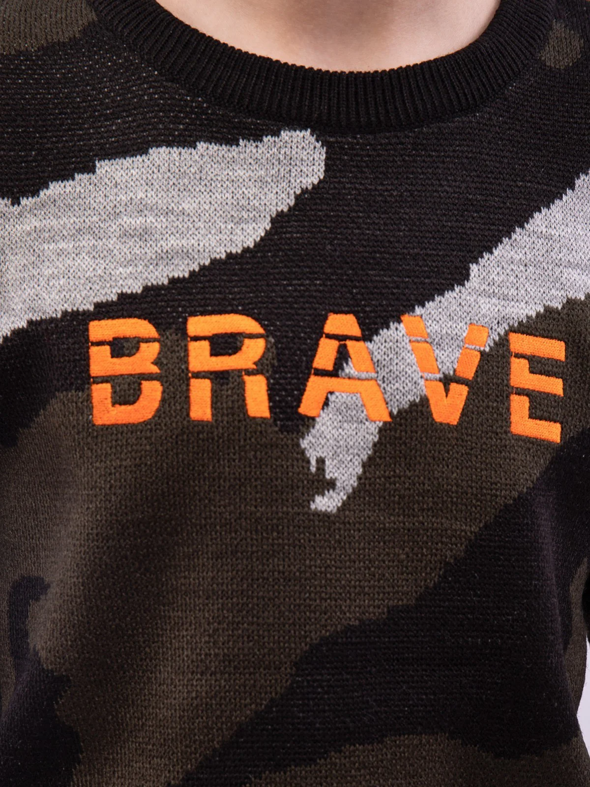 Crew Neck Camouflage Sweater - EBTSWT21-001 - Image 4
