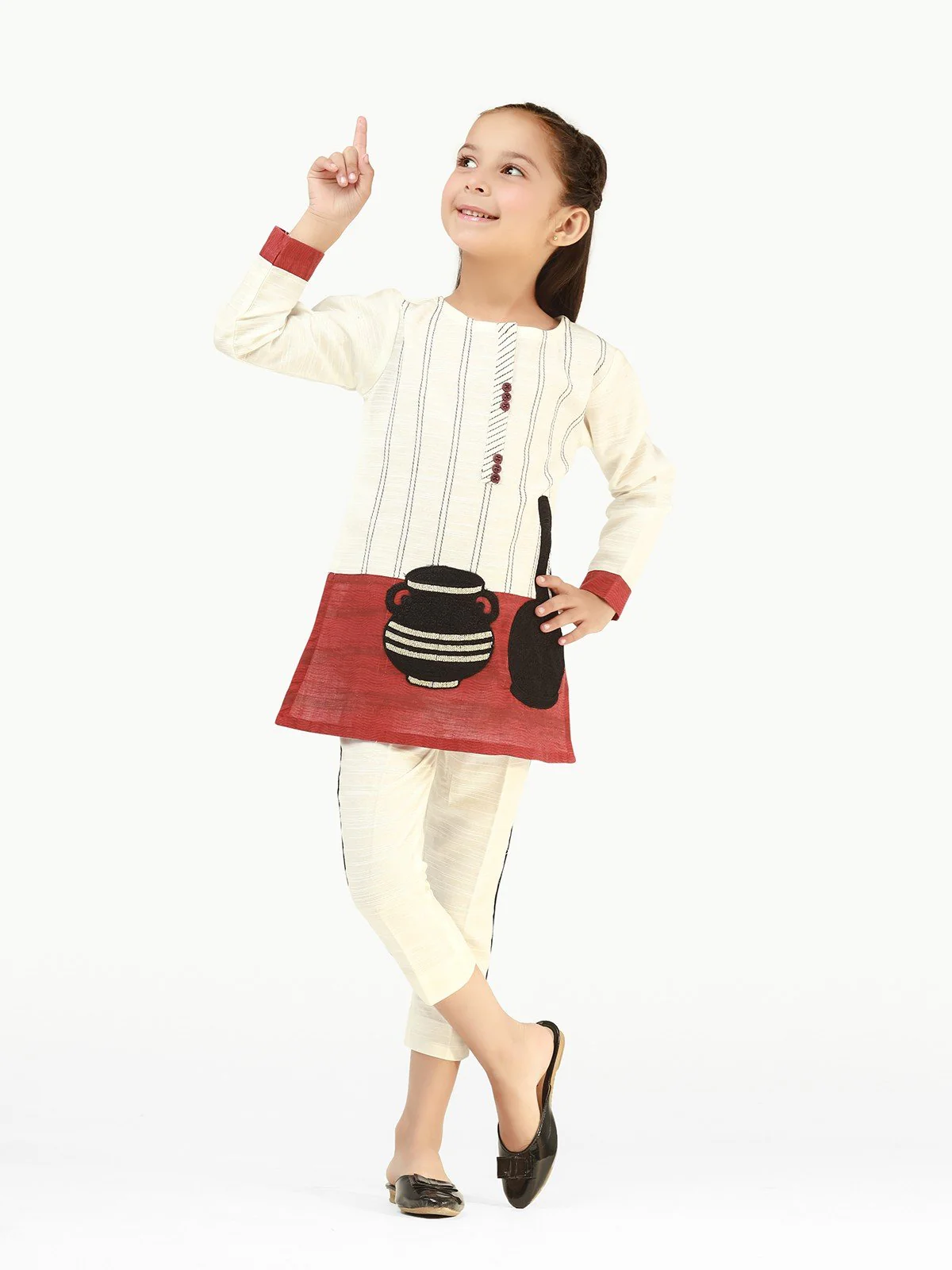 Embroidered Khaddar Shirt Trouser - EGTKE20-70233 (2-Pcs) - Image 2