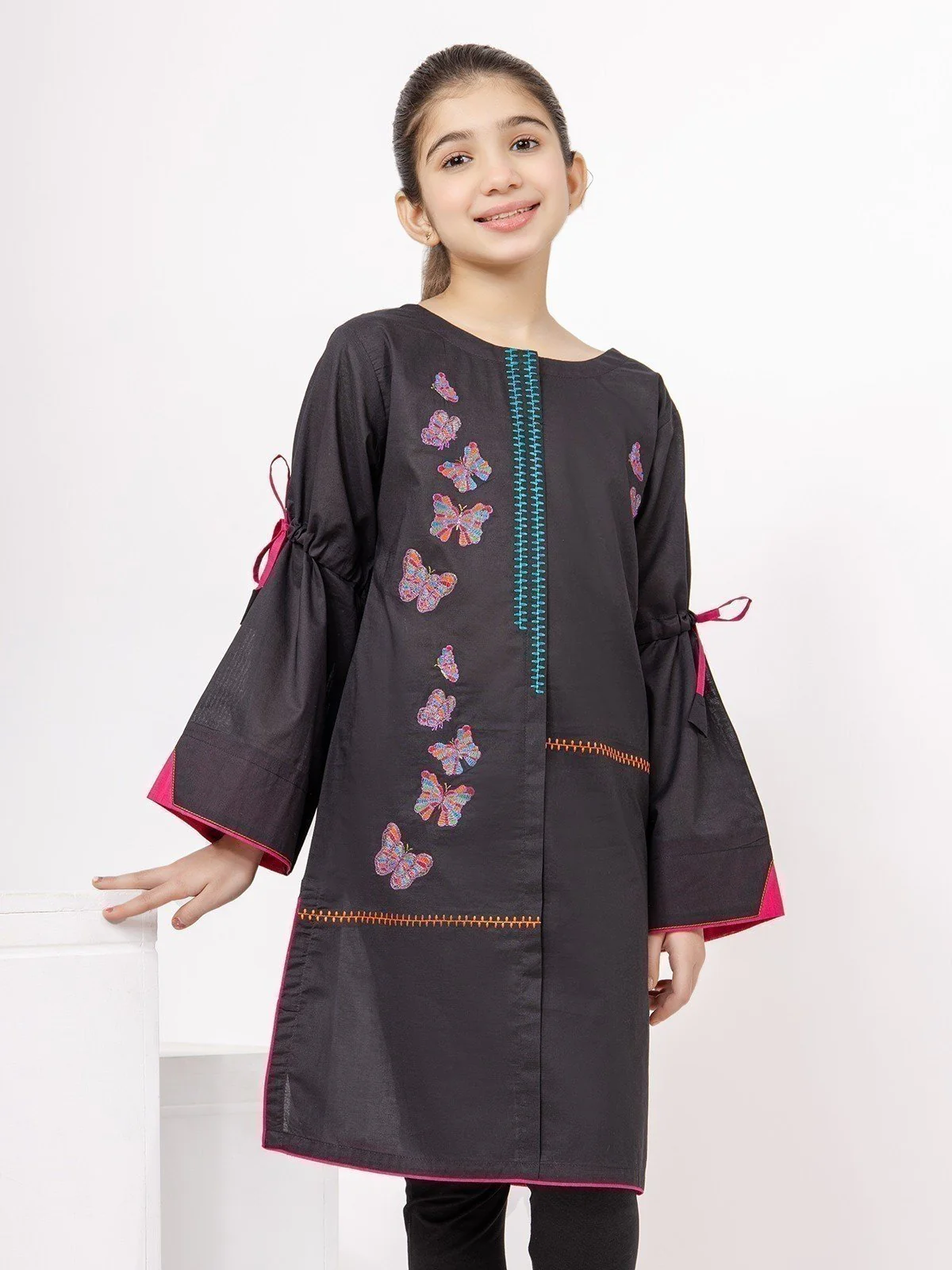 Embroidered Khaddar Shirt - EGTKE21-70250 - Image 6