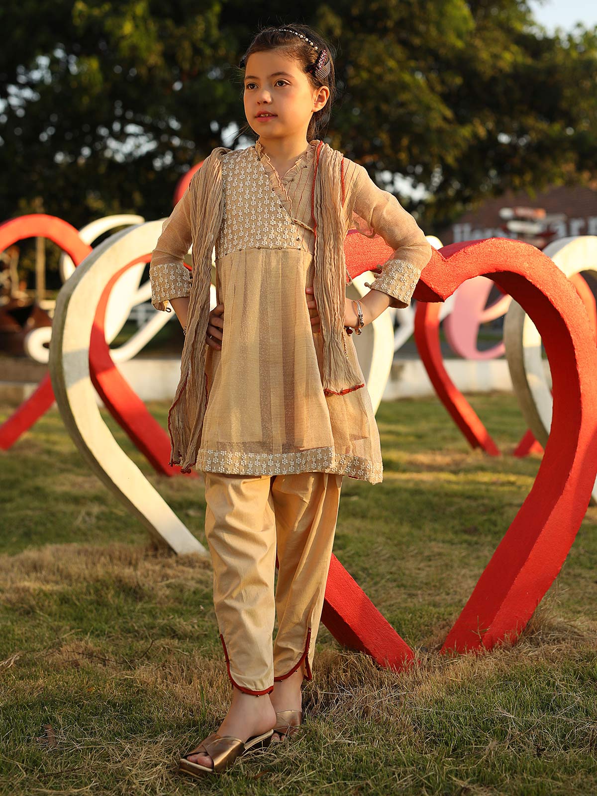 Embroidered Suit - EGTP19-22127 - Image 2
