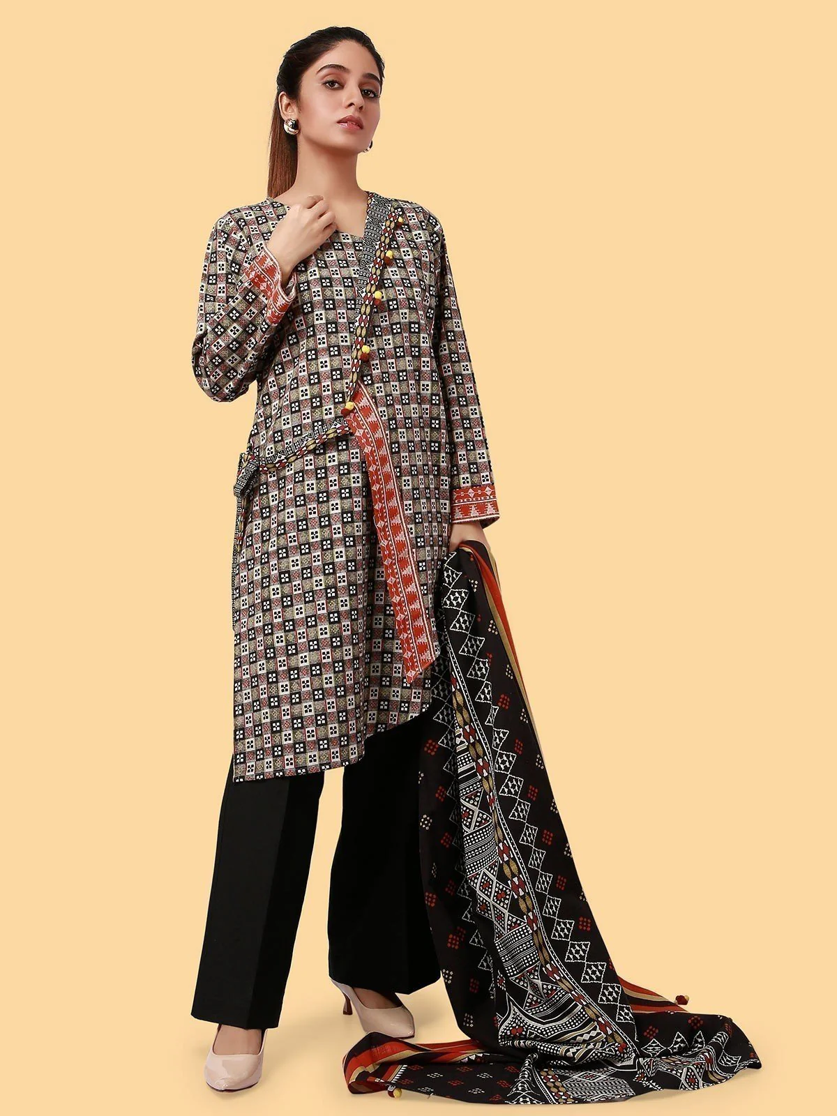 Printed Khaddar Suit - ELU19A10-19889