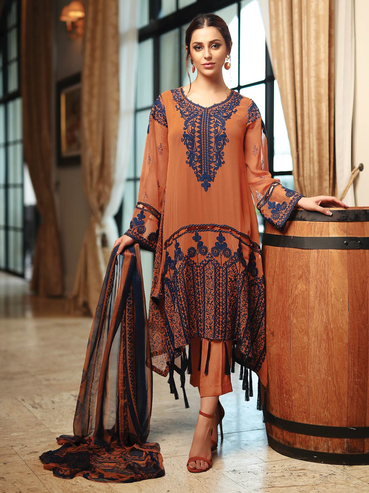 Embroidered Silk Suit - ELU19V5-19817