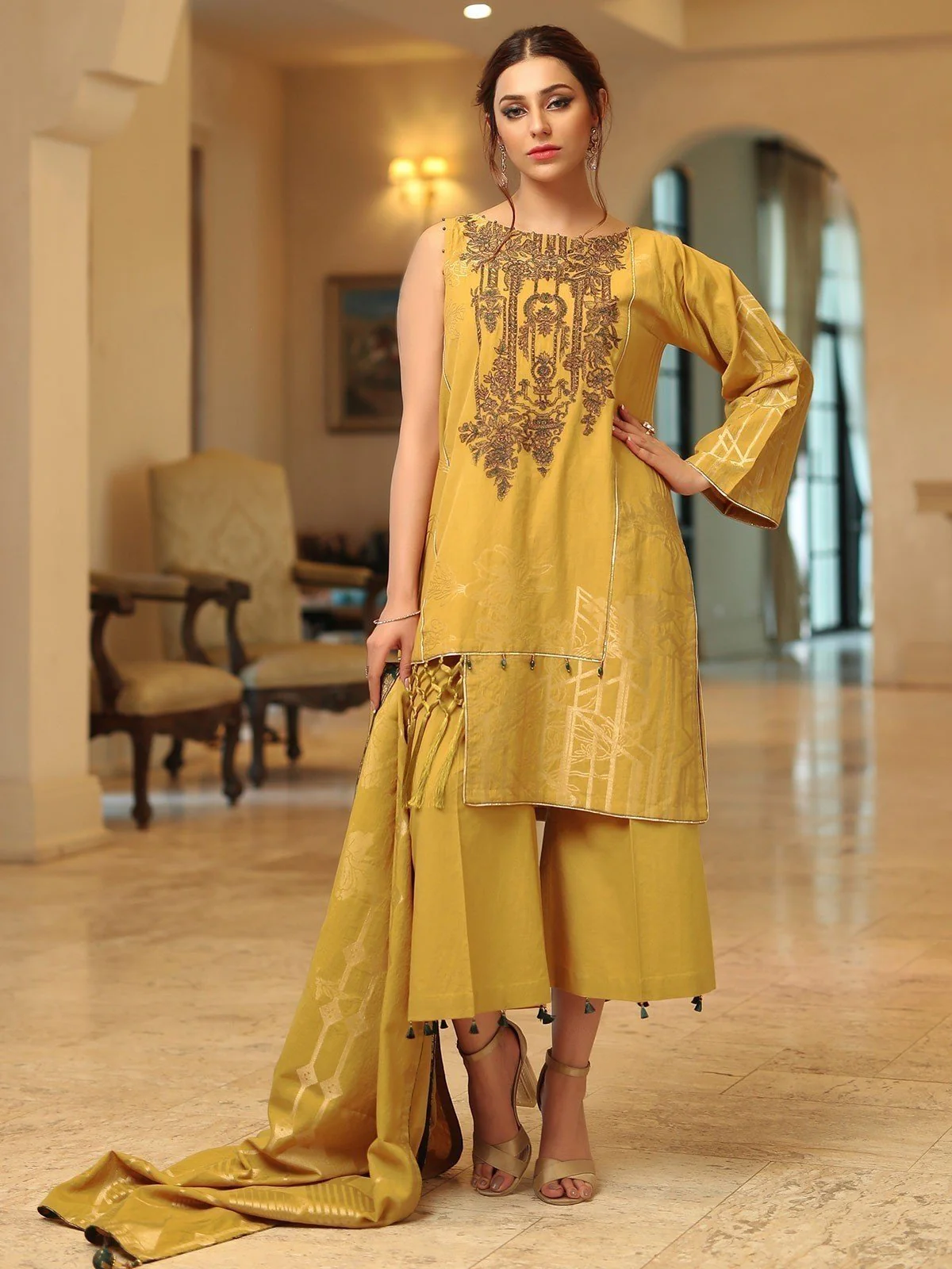 Embroidered Cambric Suit - ELU19V5-19818