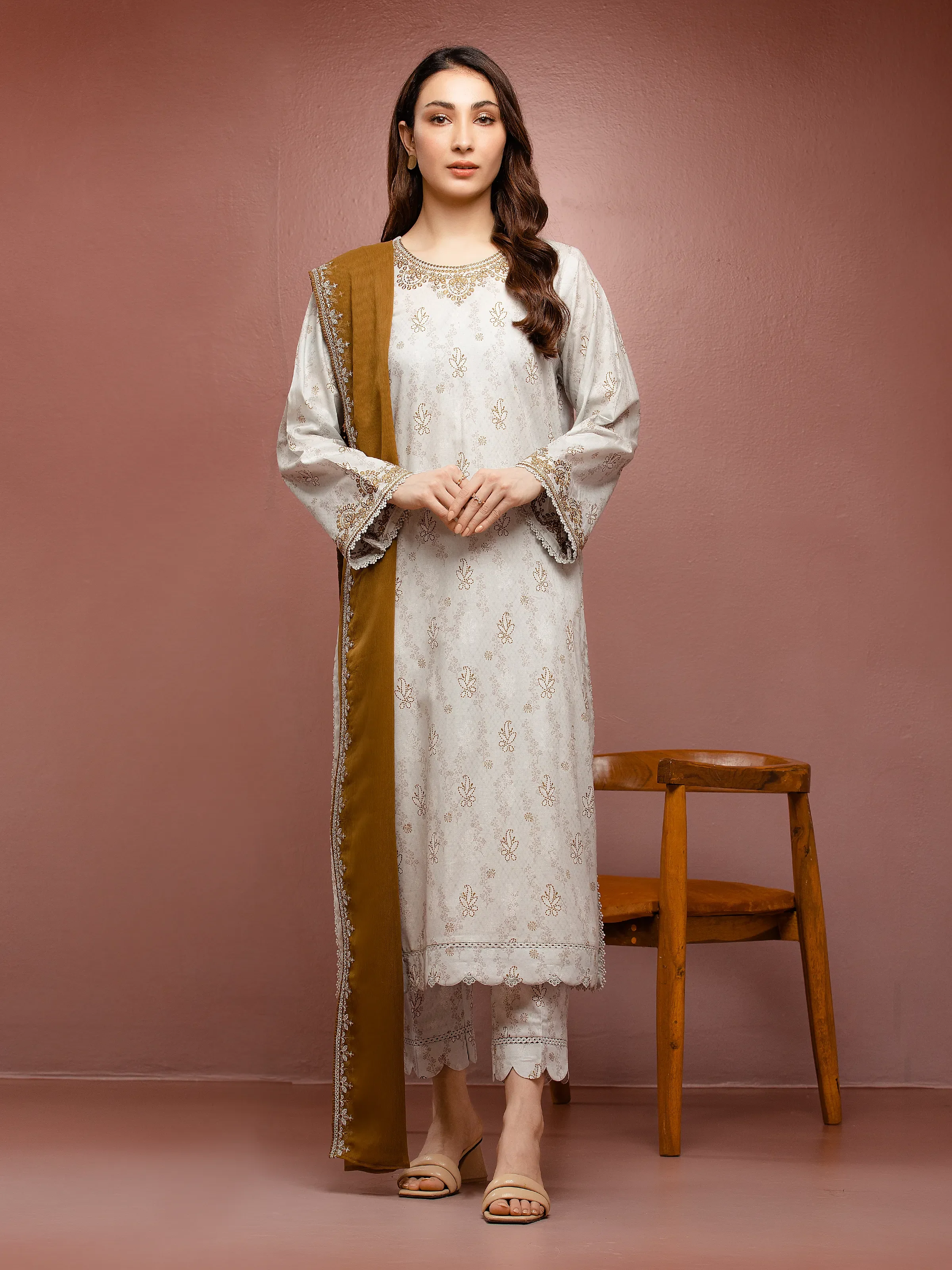 Embroidered Dobby Suit - EWU24V7-30168-3P