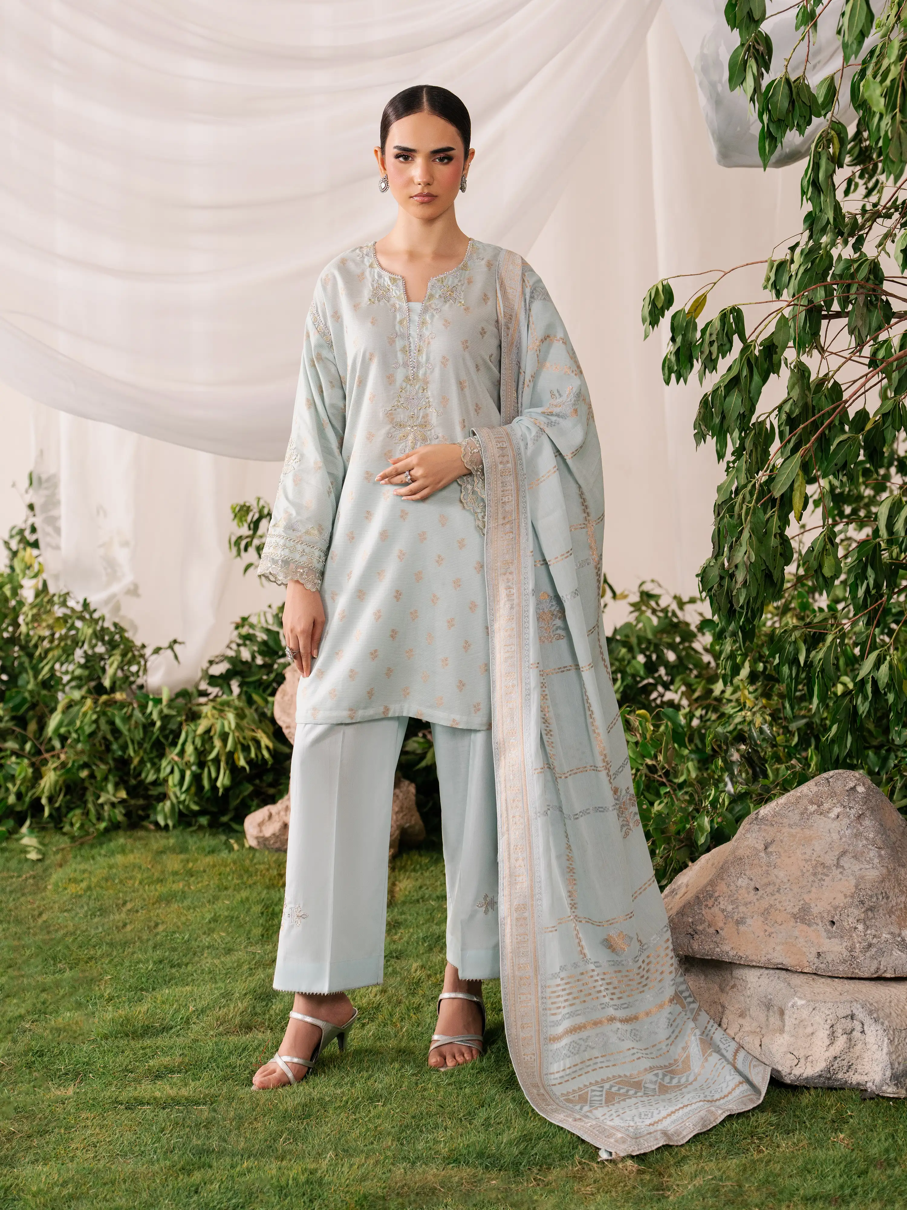 Embroidered Jacquard Suit - EWTKED6-86274-3P