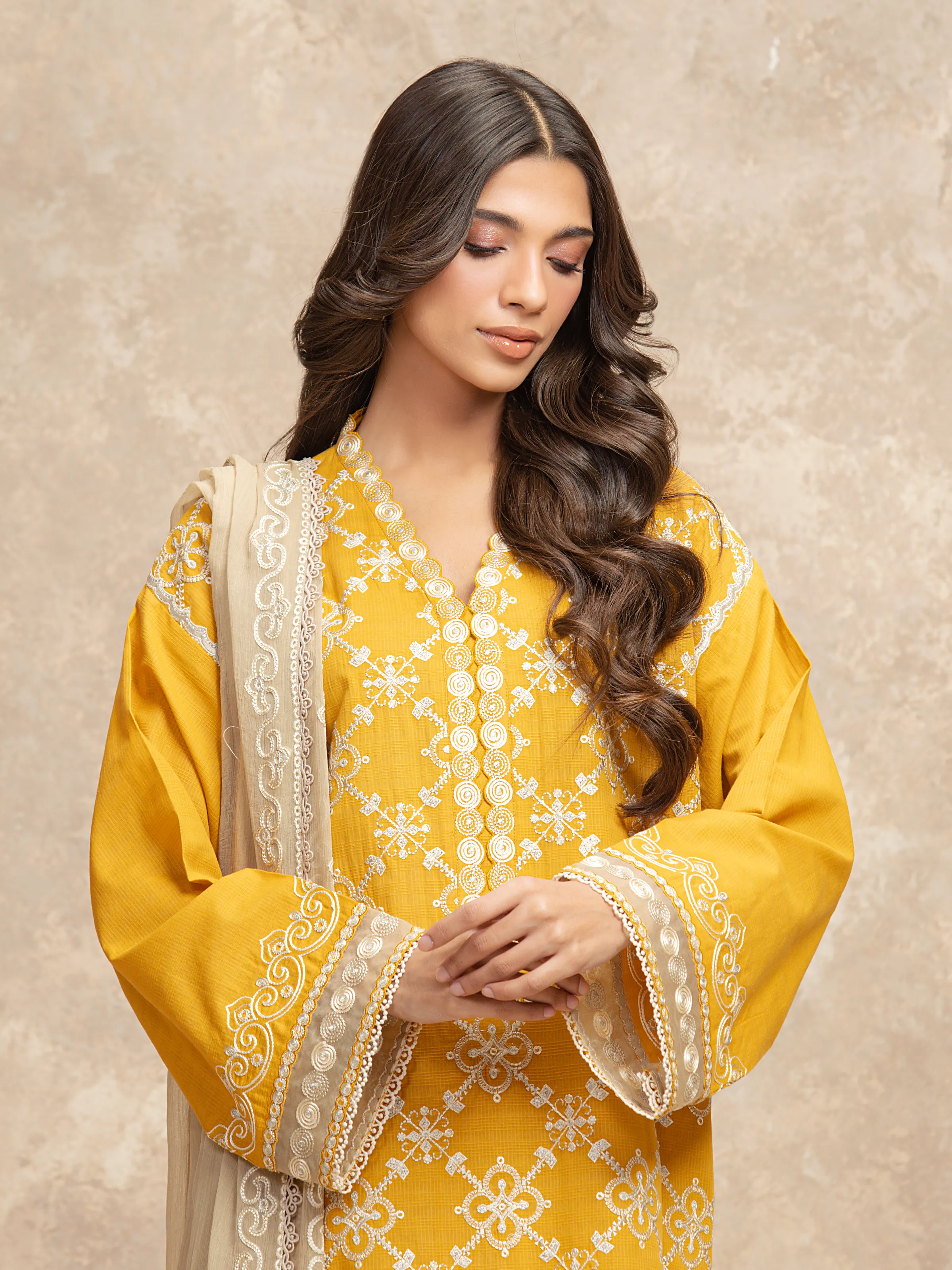 Embroidered Lawn Suit - EWU5V1-31707-3P - Image 2