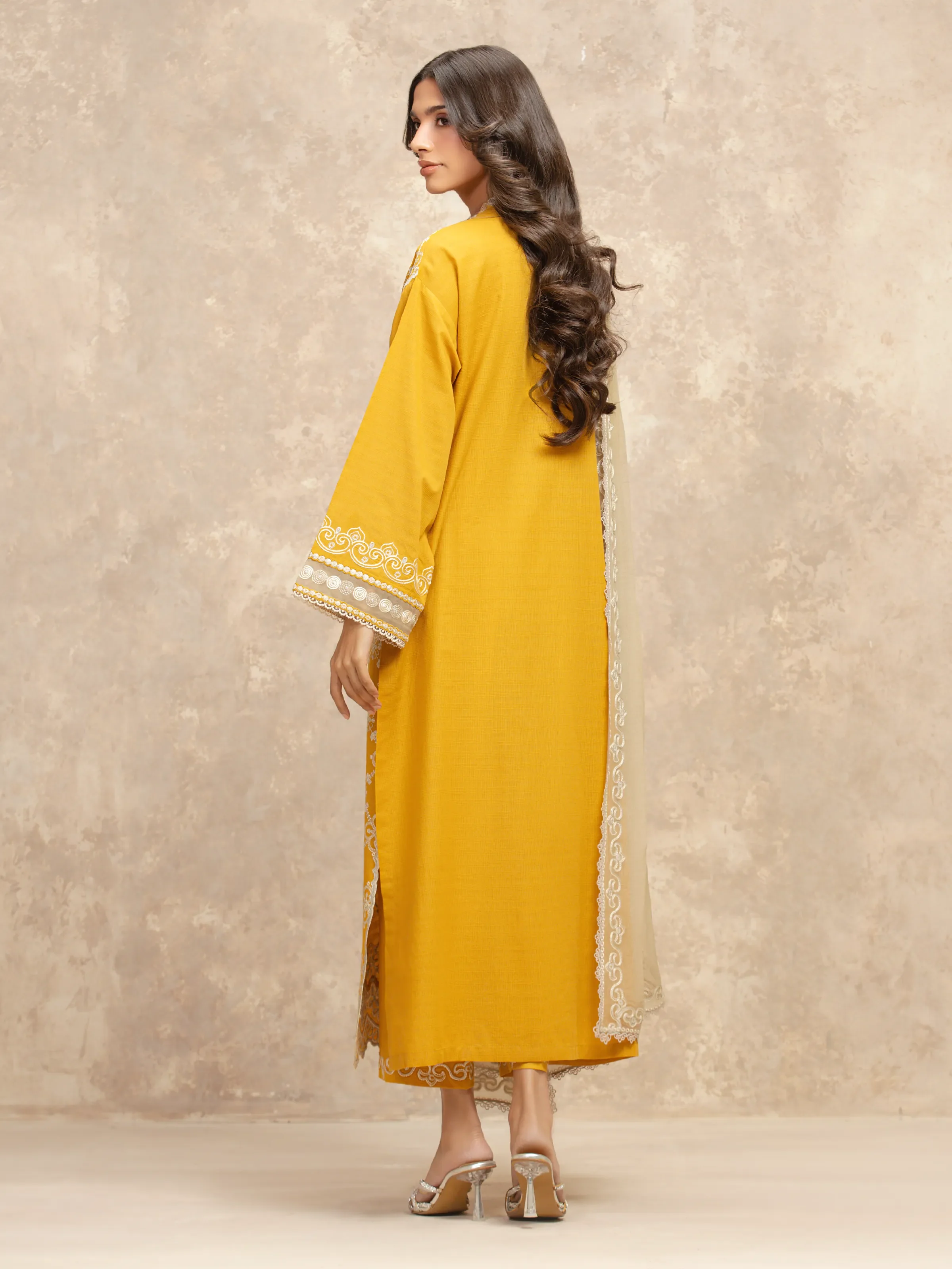 Embroidered Lawn Suit - EWU5V1-31707-3P - Image 6