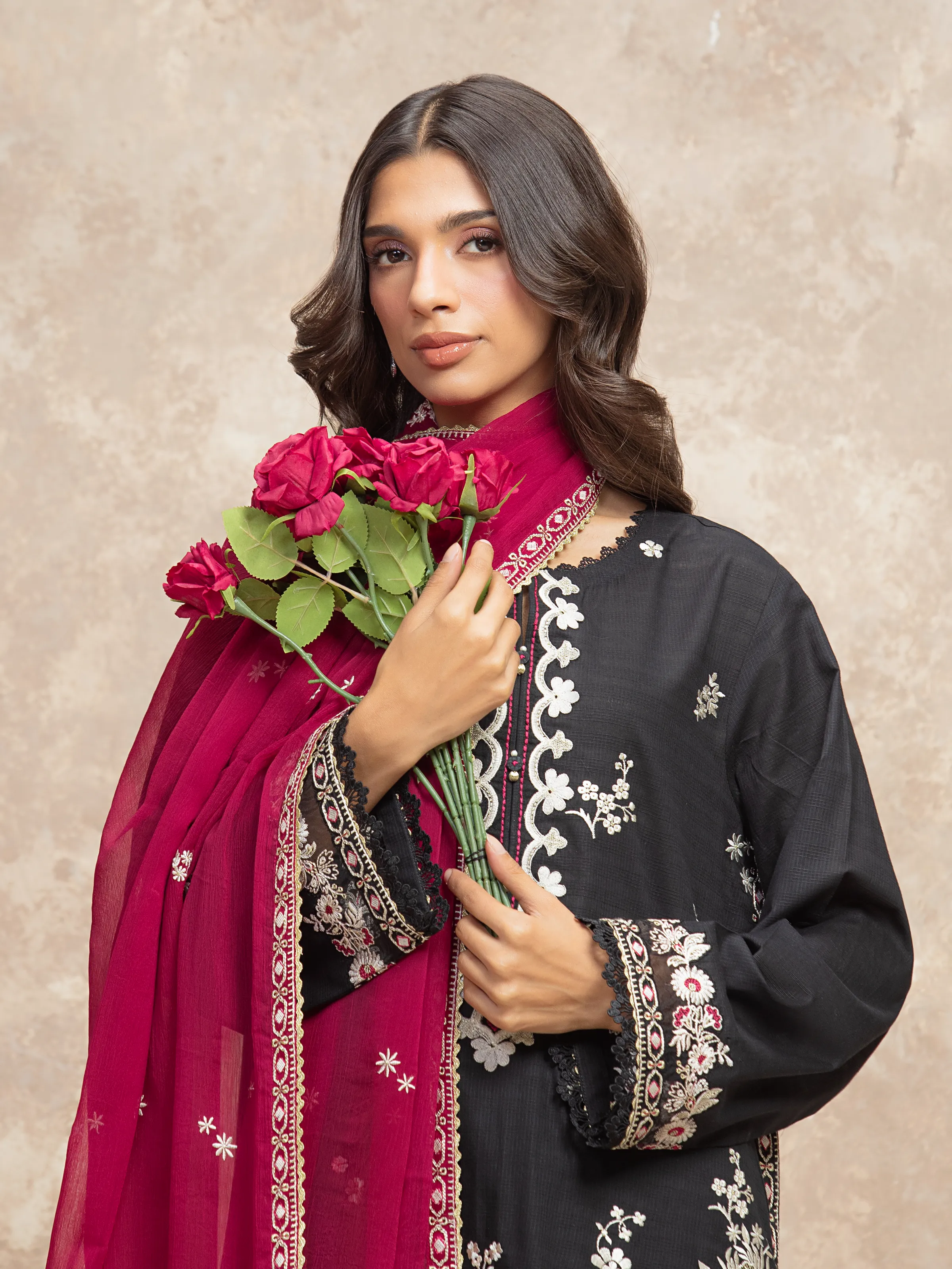 Embroidered Lawn Suit - EWU5V1-31709-3P - Image 2