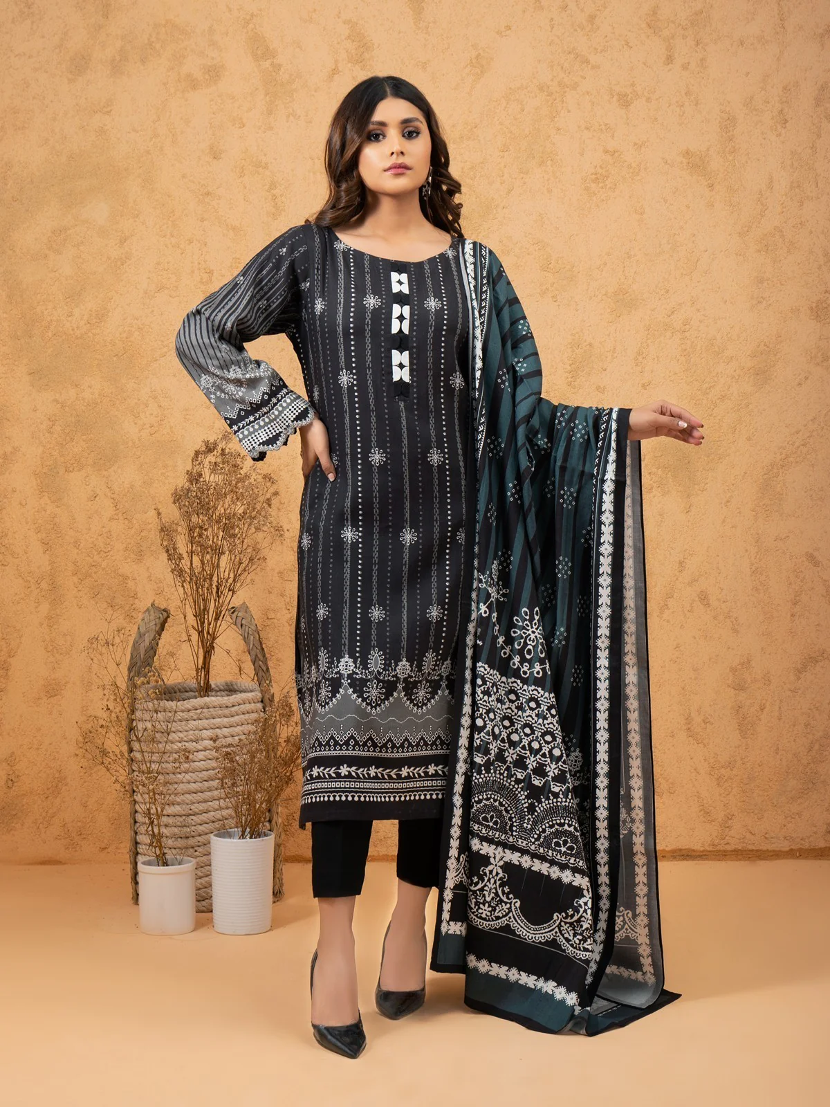 Printed Viscose Suit - EWU21A10-21392