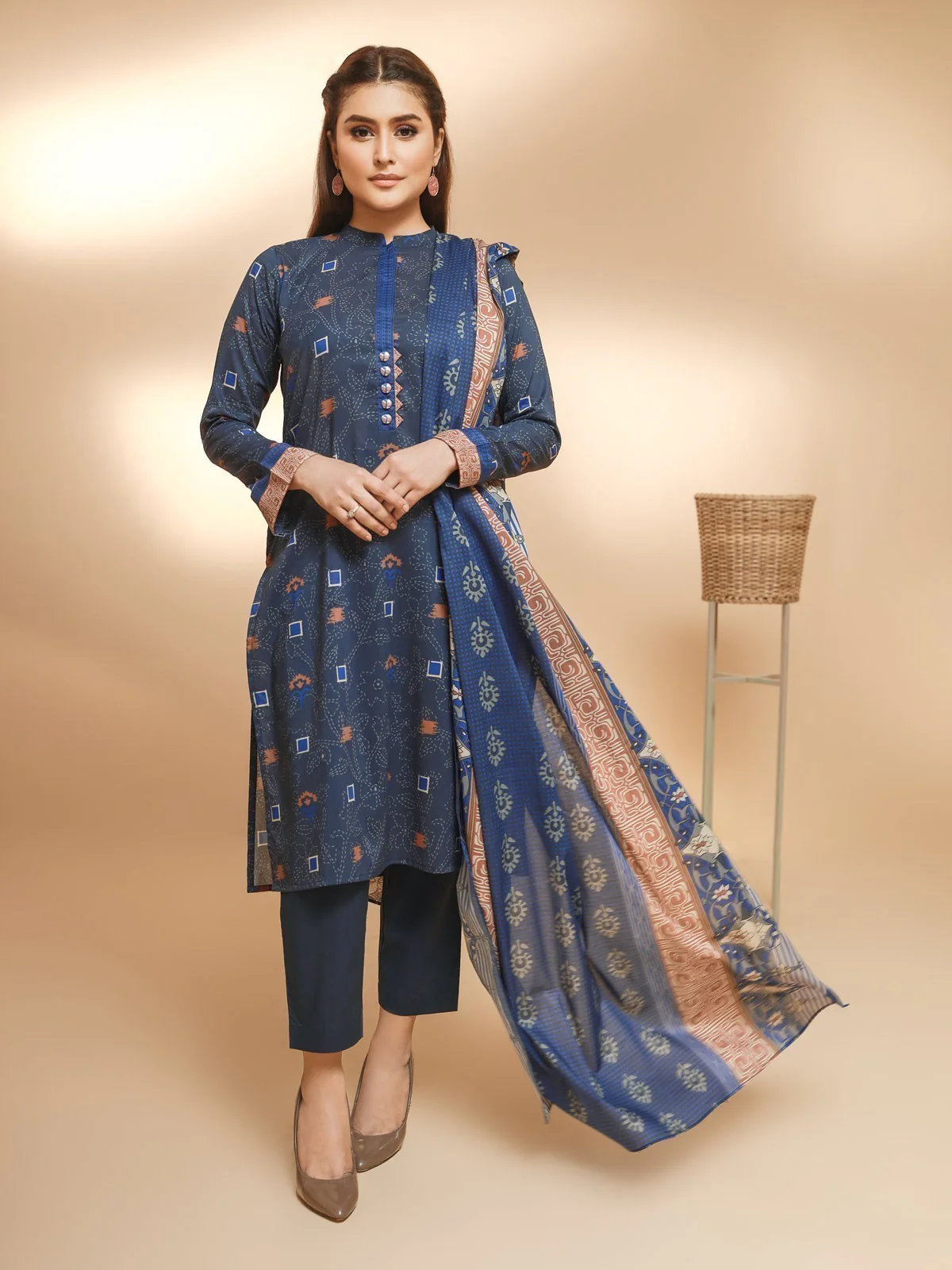 Printed Khaddar Suit - EWU21A9-21467