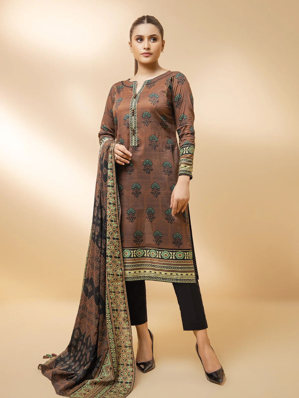 Printed Khaddar Suit - EWU21A9-21478
