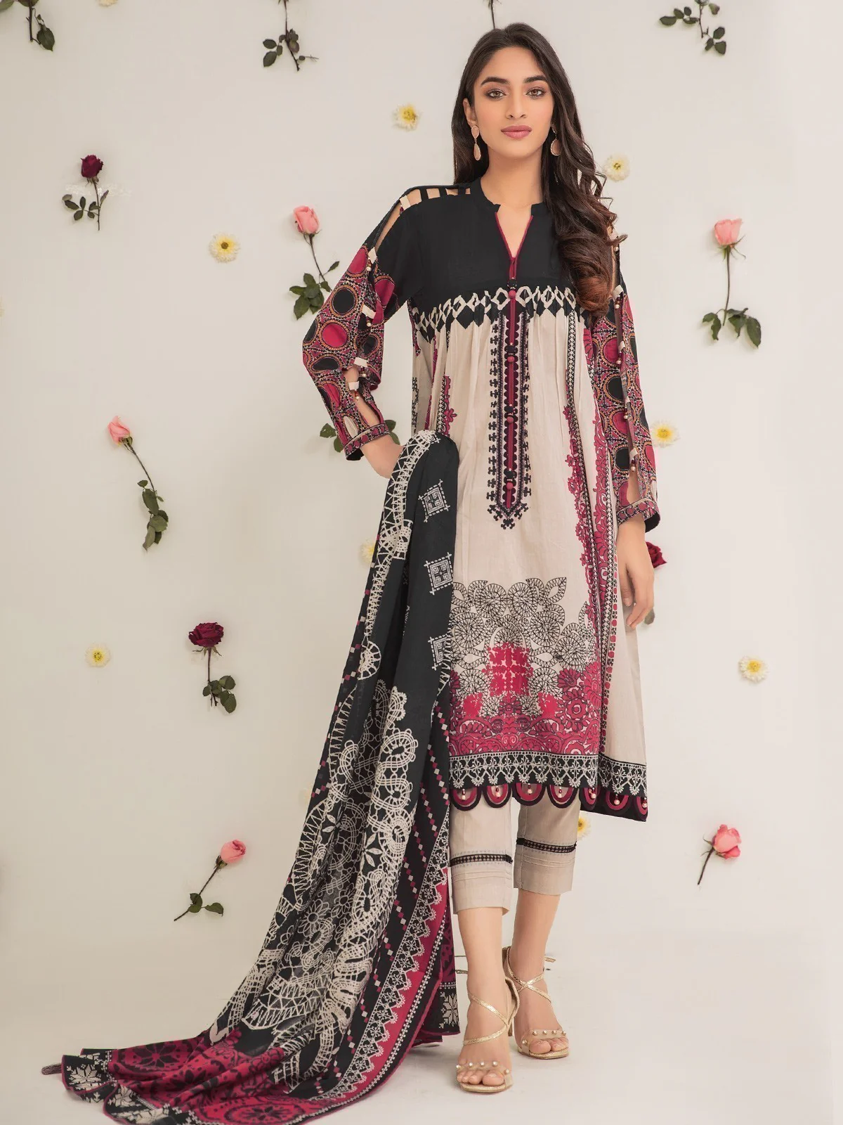 Embroidered Lawn Suit - EWU21V2-20420