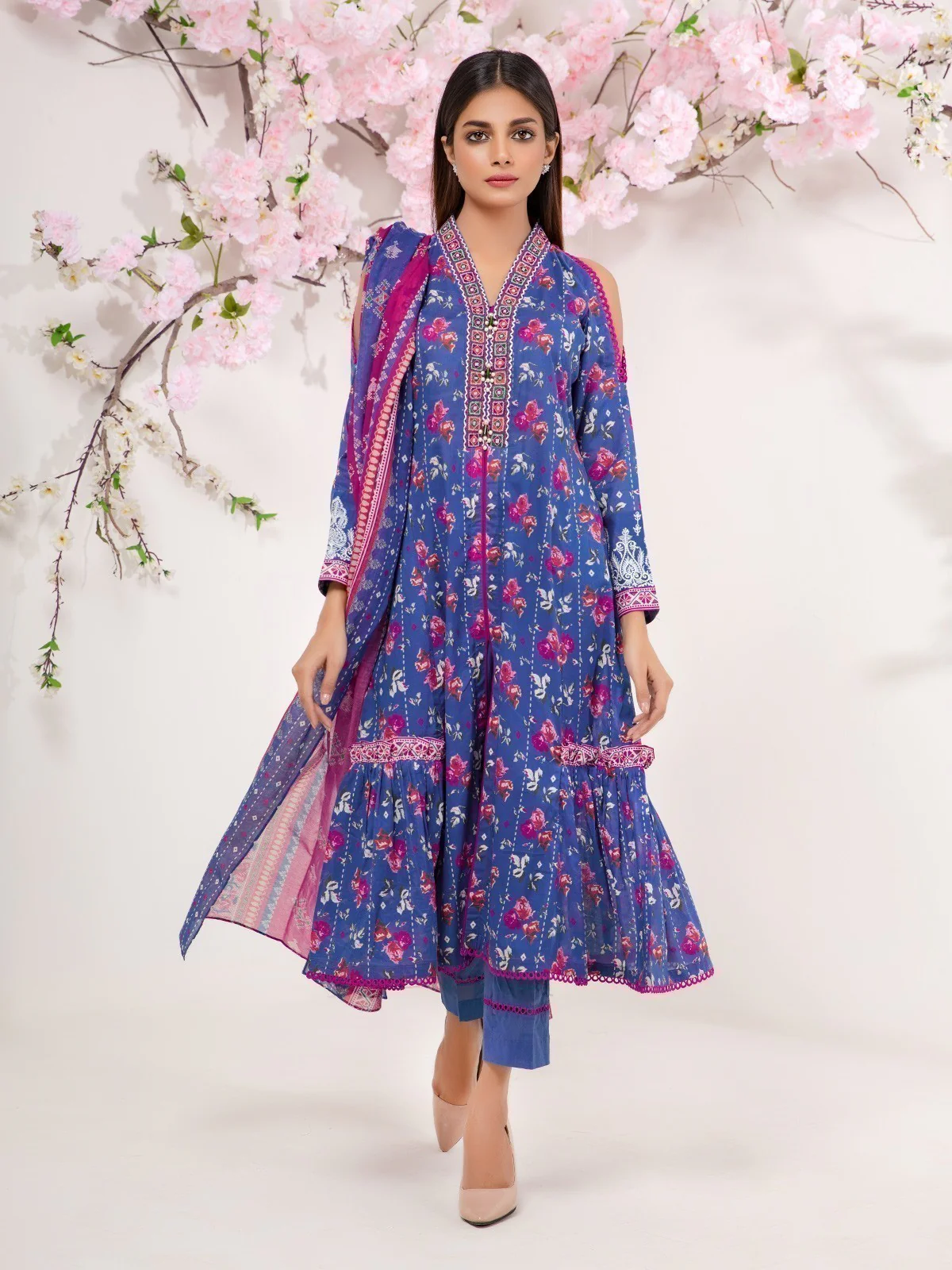 Embroidered Lawn Shirt Dupatta - EWU21V2-20501