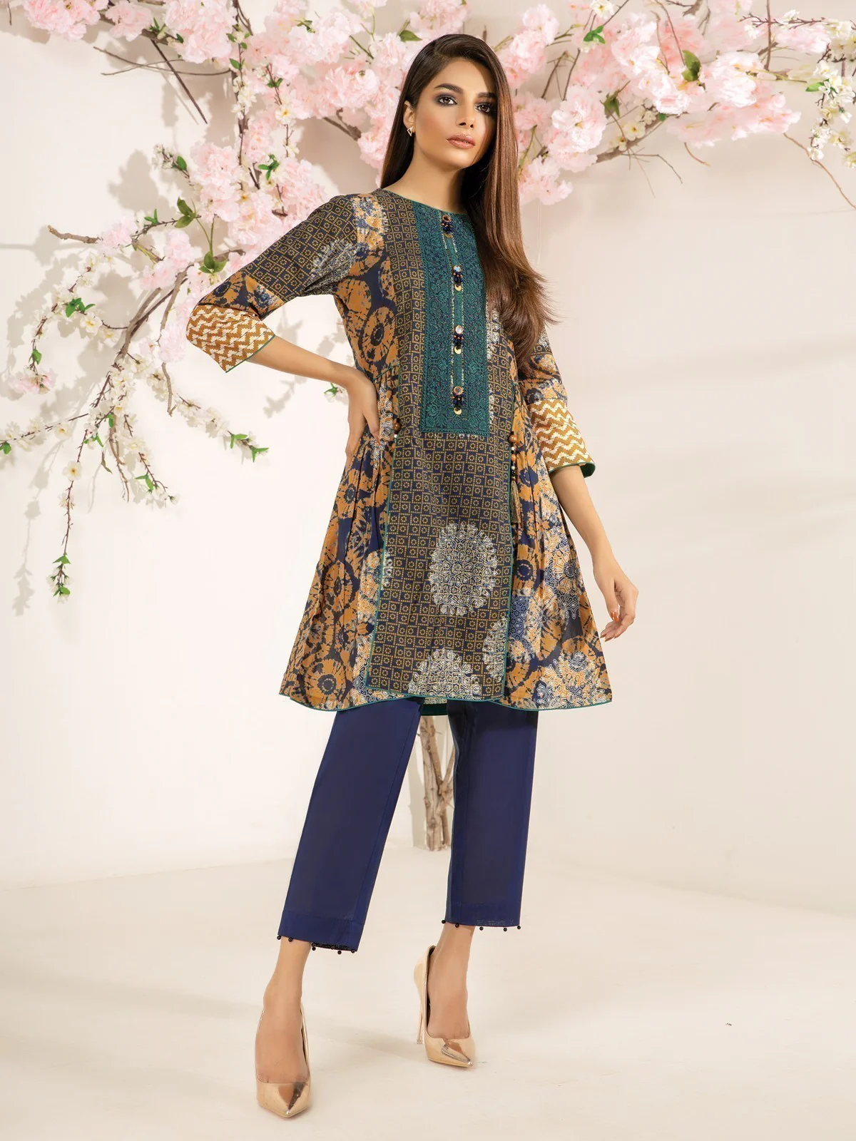 Embroidered Lawn Shirt - EWU21V2-20511