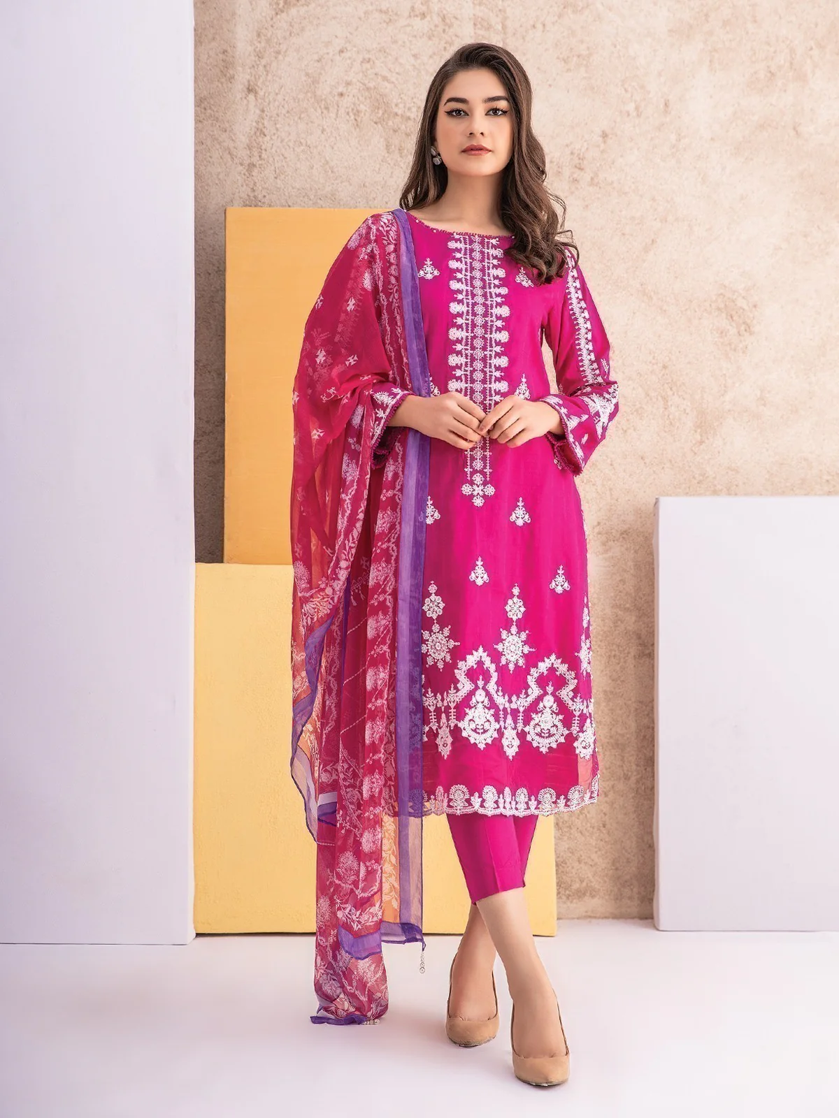Embroidered Jacquard Suit - EWU21V2-21125