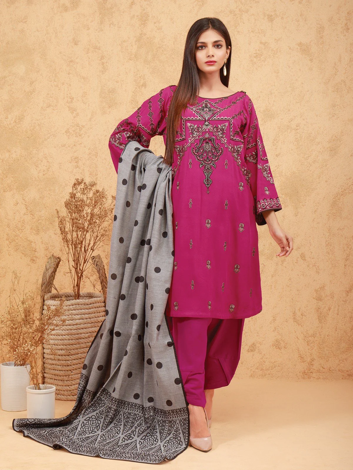 Embroidered Twill Suit - EWU21V8-21808