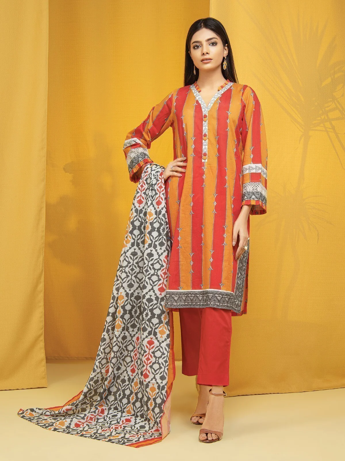 Printed Lawn Suit - EWU22A1-23028