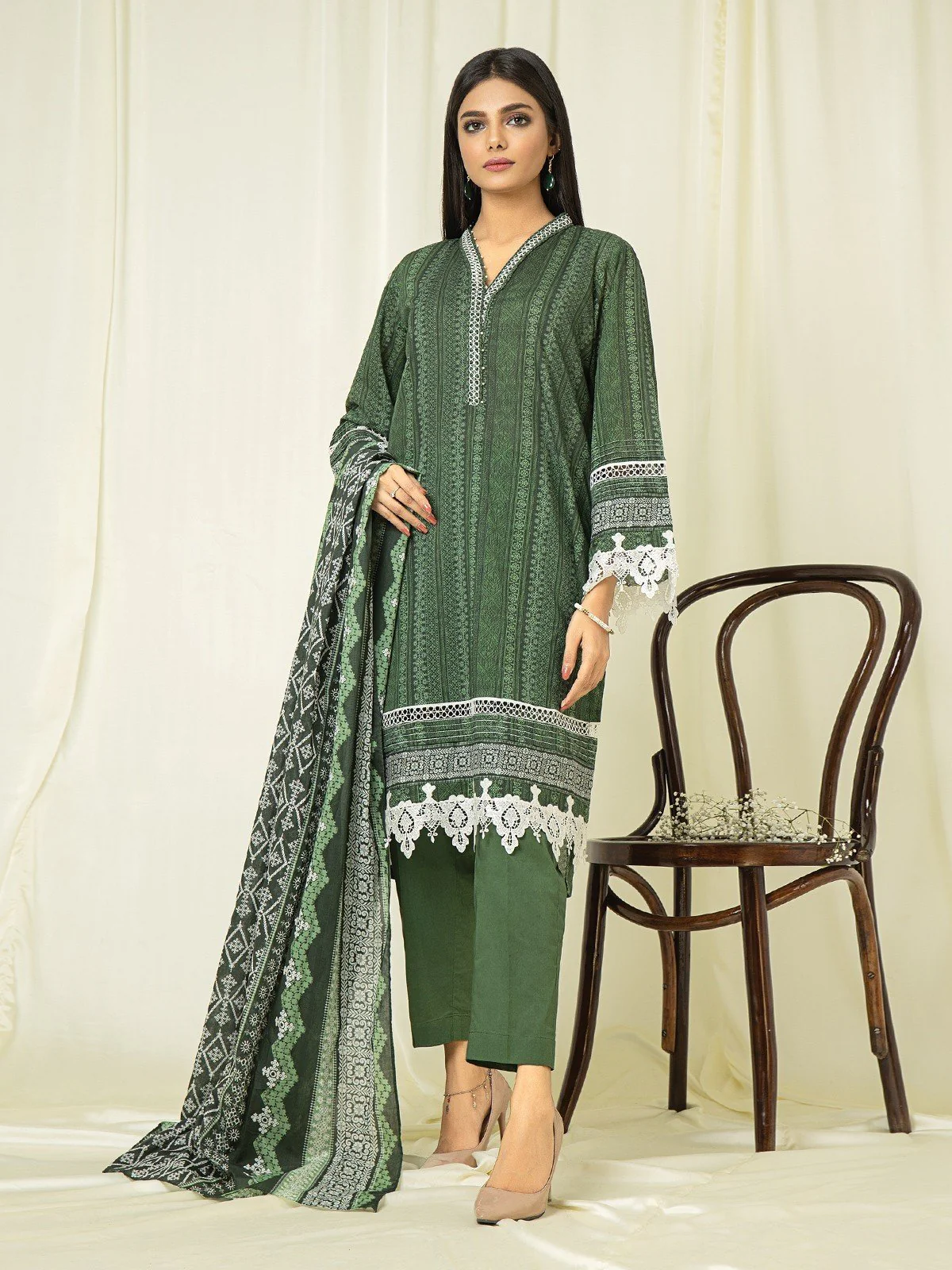 Printed Khaddar Suit - EWU22A3-23381