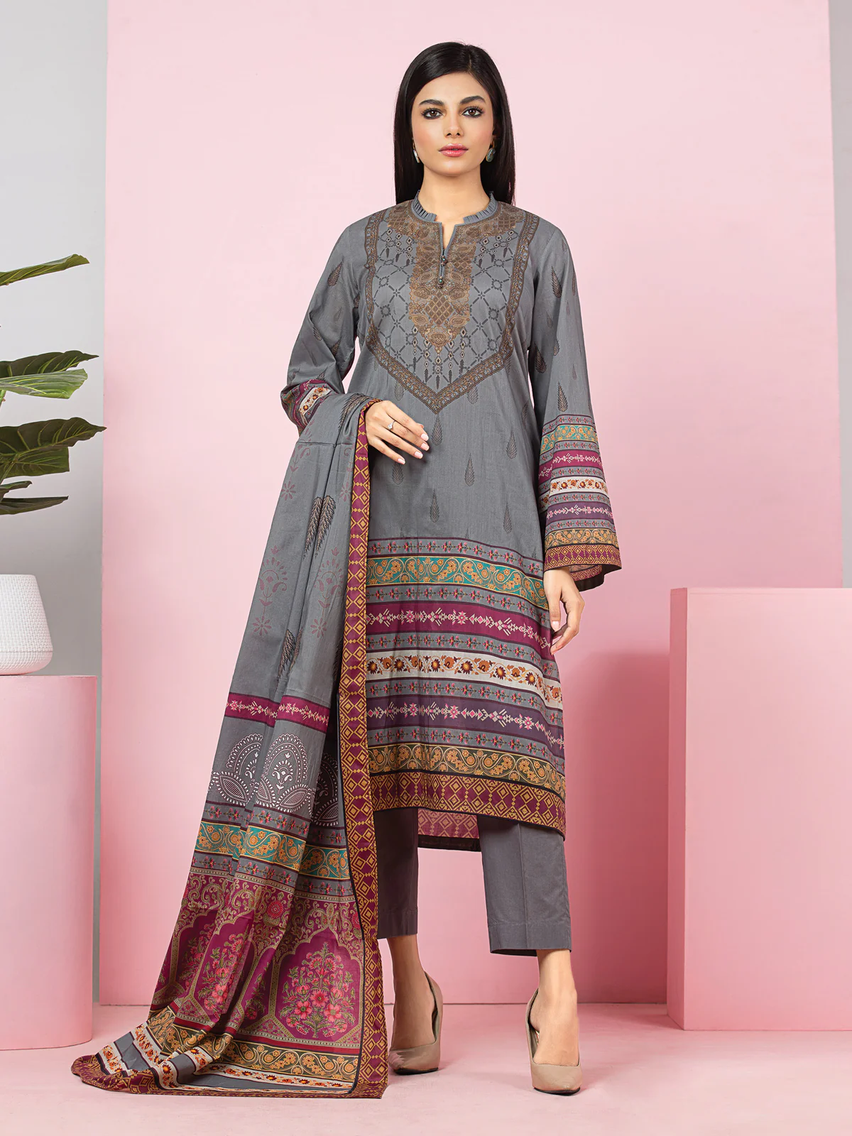 Printed Viscose Suit - EWU22A4-24015