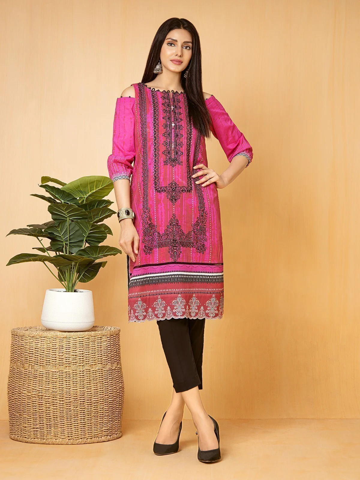 Embroidered Lawn Shirt - EWU22V1-23701