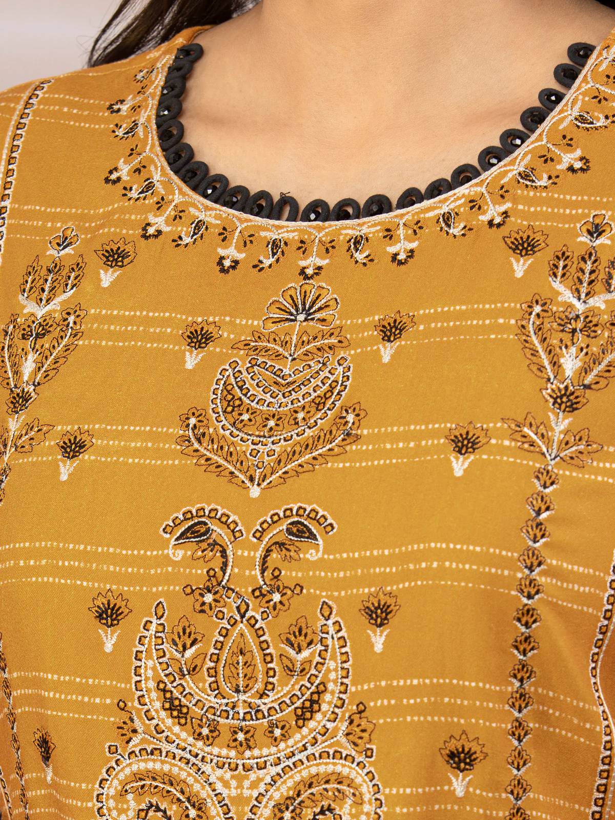 Embroidered Crepe Suit - EWU22V10-25016 - Image 2