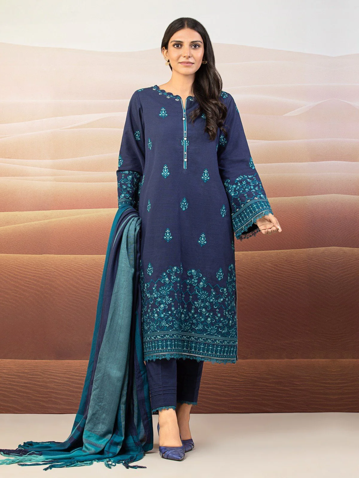 Embroidered Crepe Suit - EWU22V10-25074