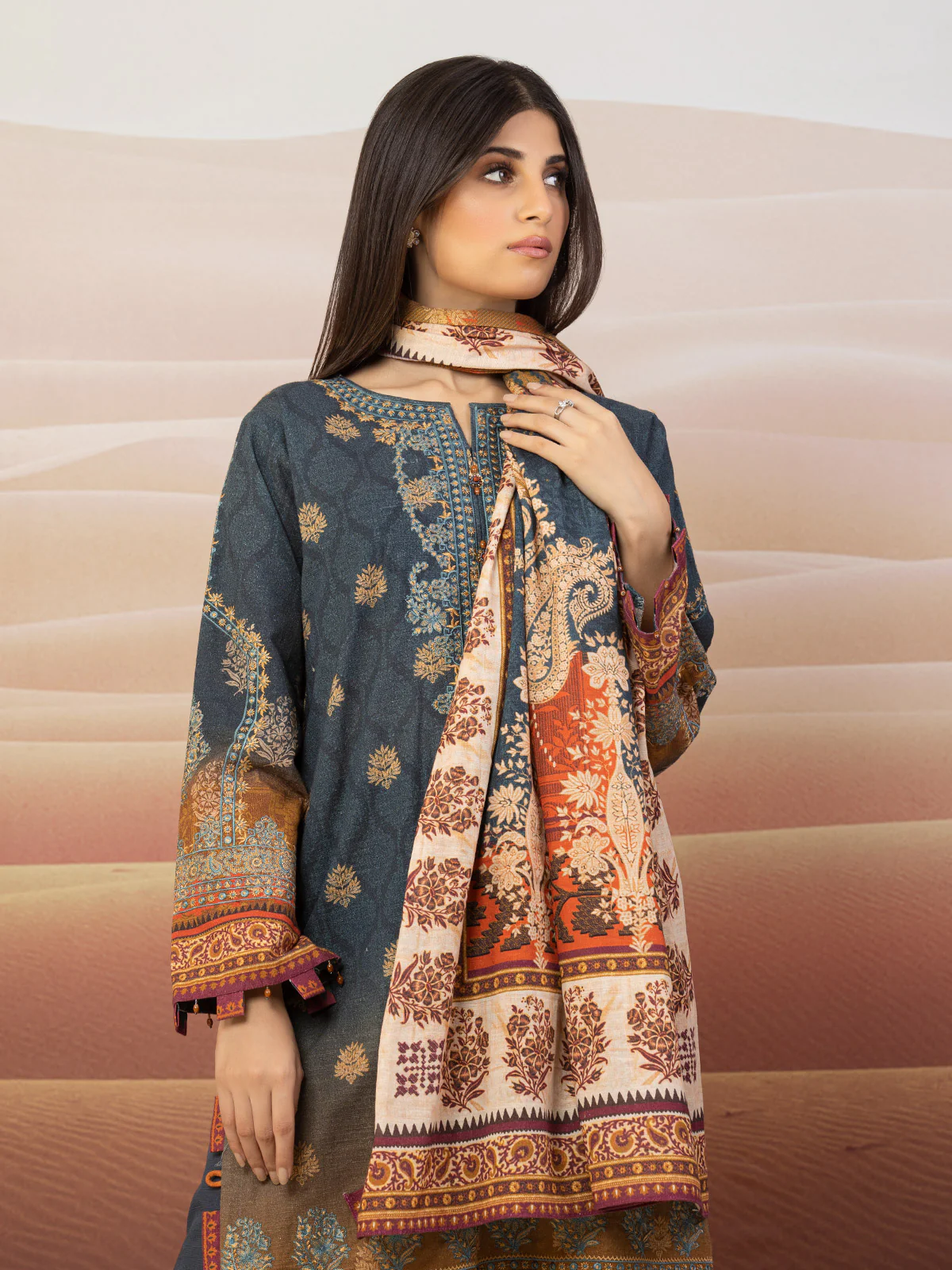 Embroidered Khaddar Shirt Dupatta - EWU22V11-25023SD - Image 2