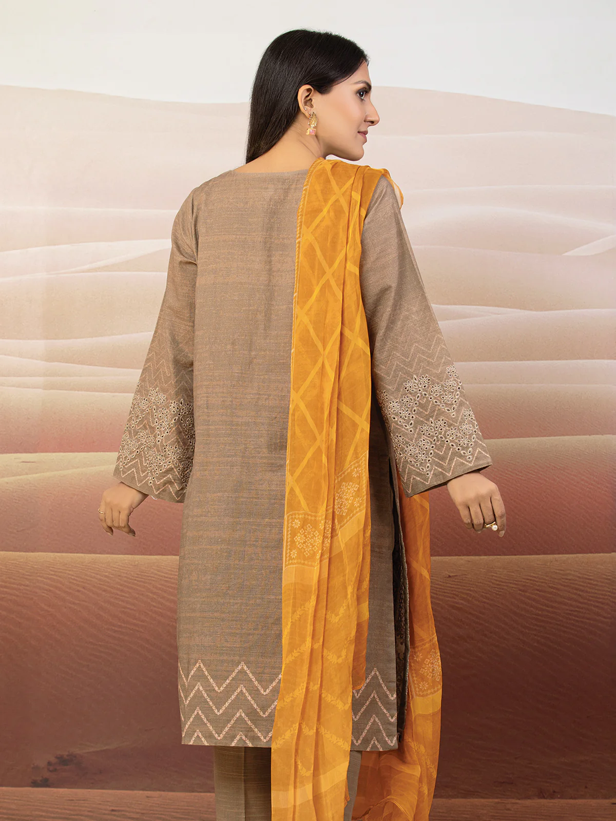 Embroidered Khaddar Suit - EWU22V12-25008 - Image 6