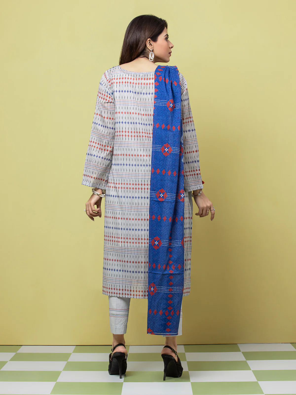 Printed Lawn Suit - EWU23A1-26085 - Image 6