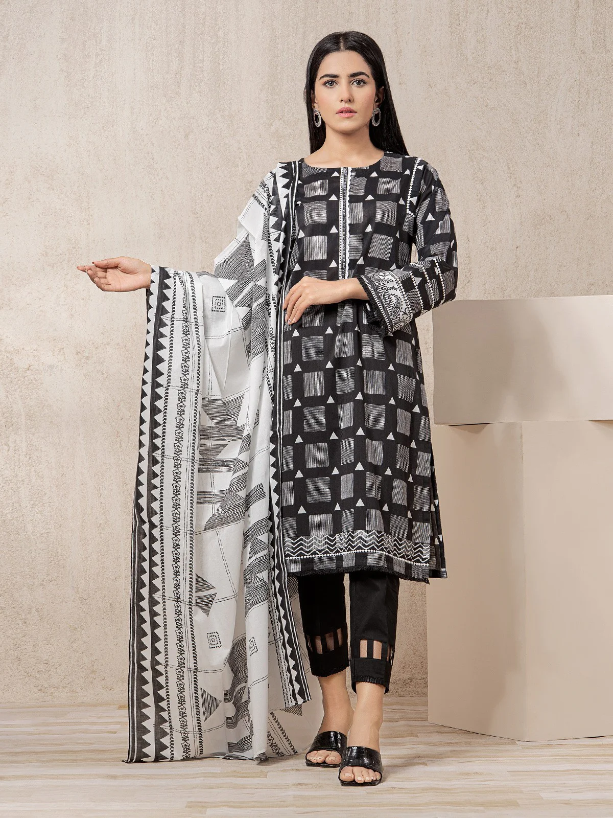 Printed Lawn Suit - EWU23A1-26351