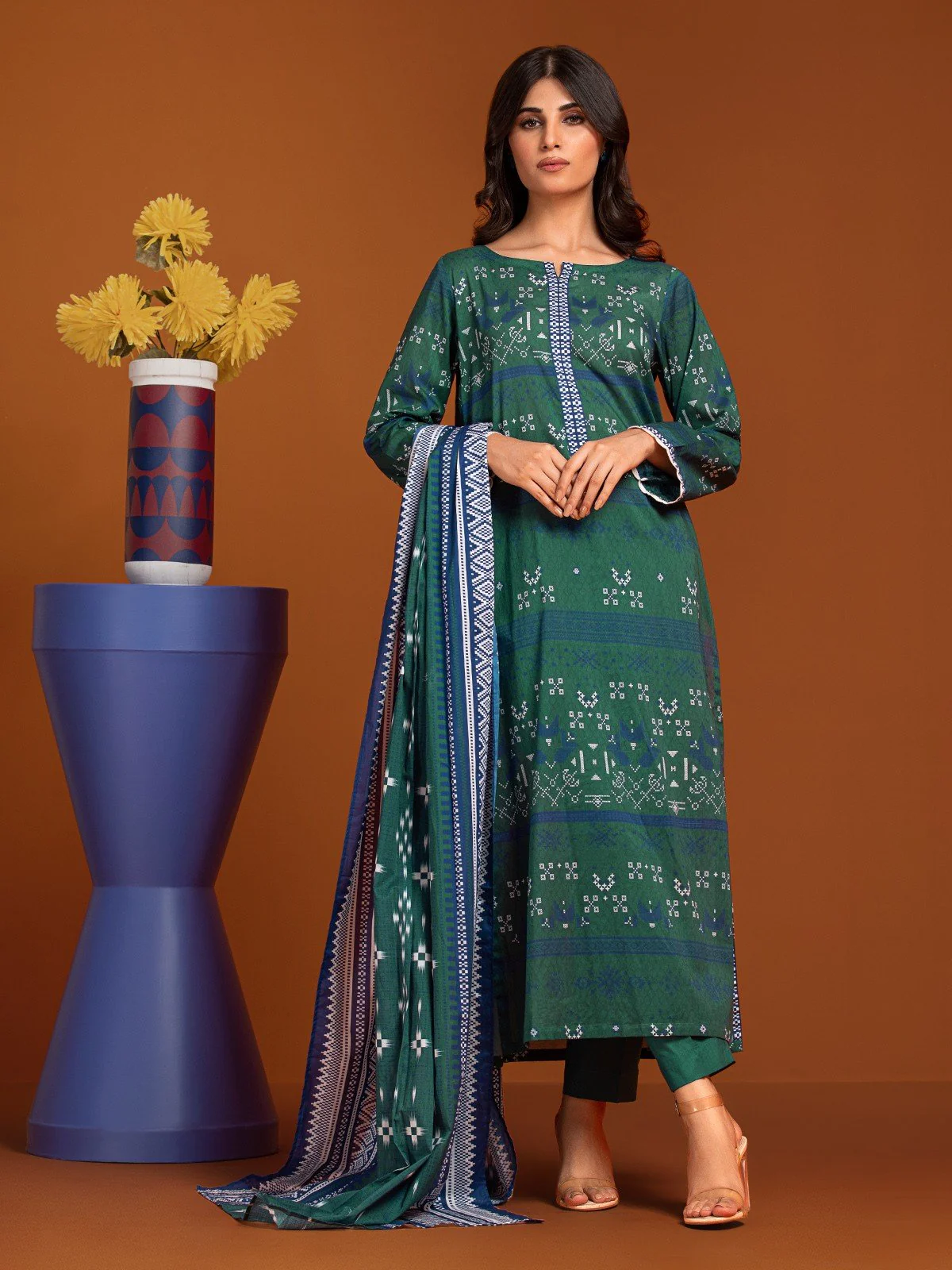 Printed Khaddar Suit - EWU23A3-27143-3P