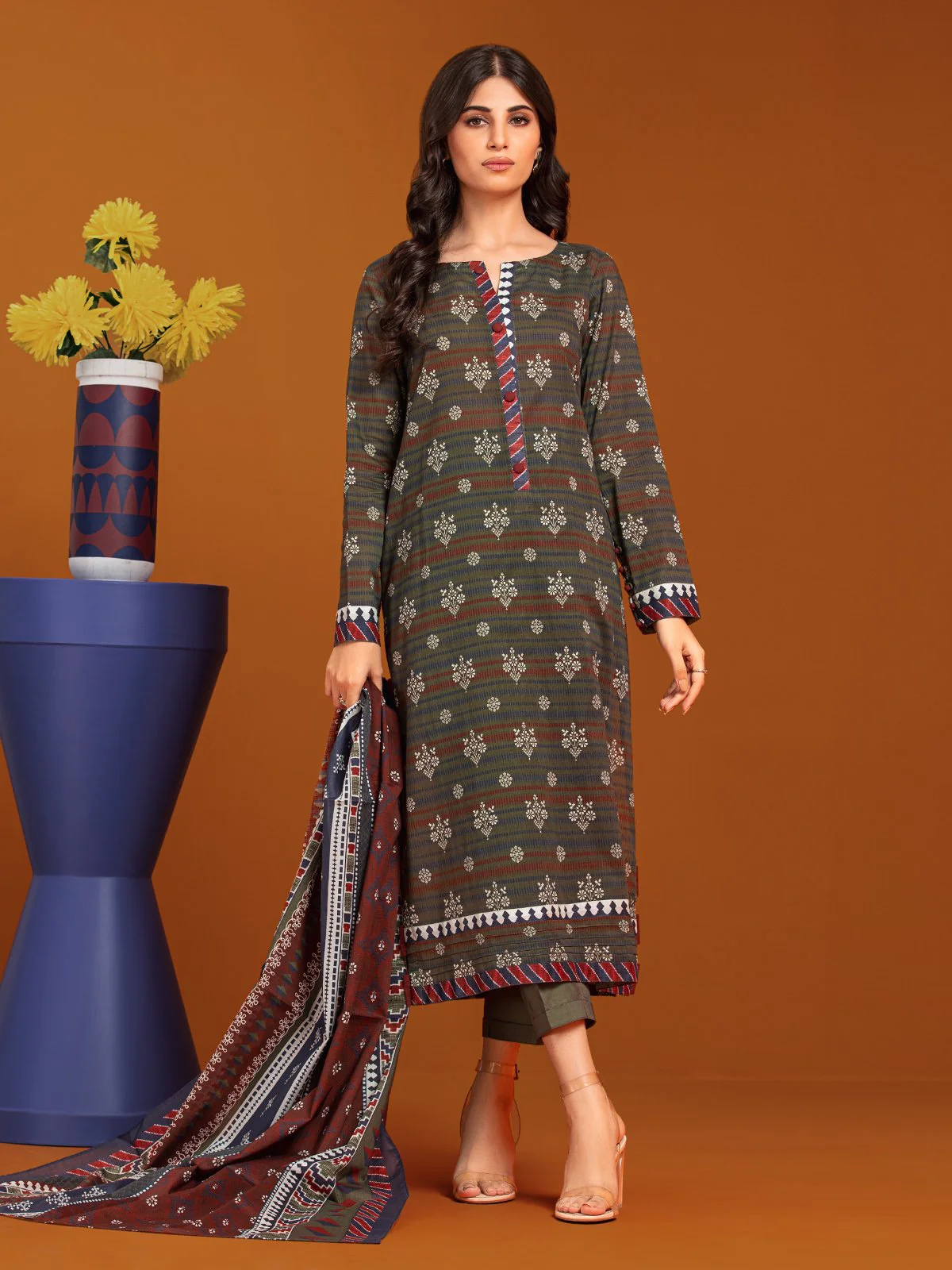 Printed Khaddar Suit - EWU23A3-27174-3P