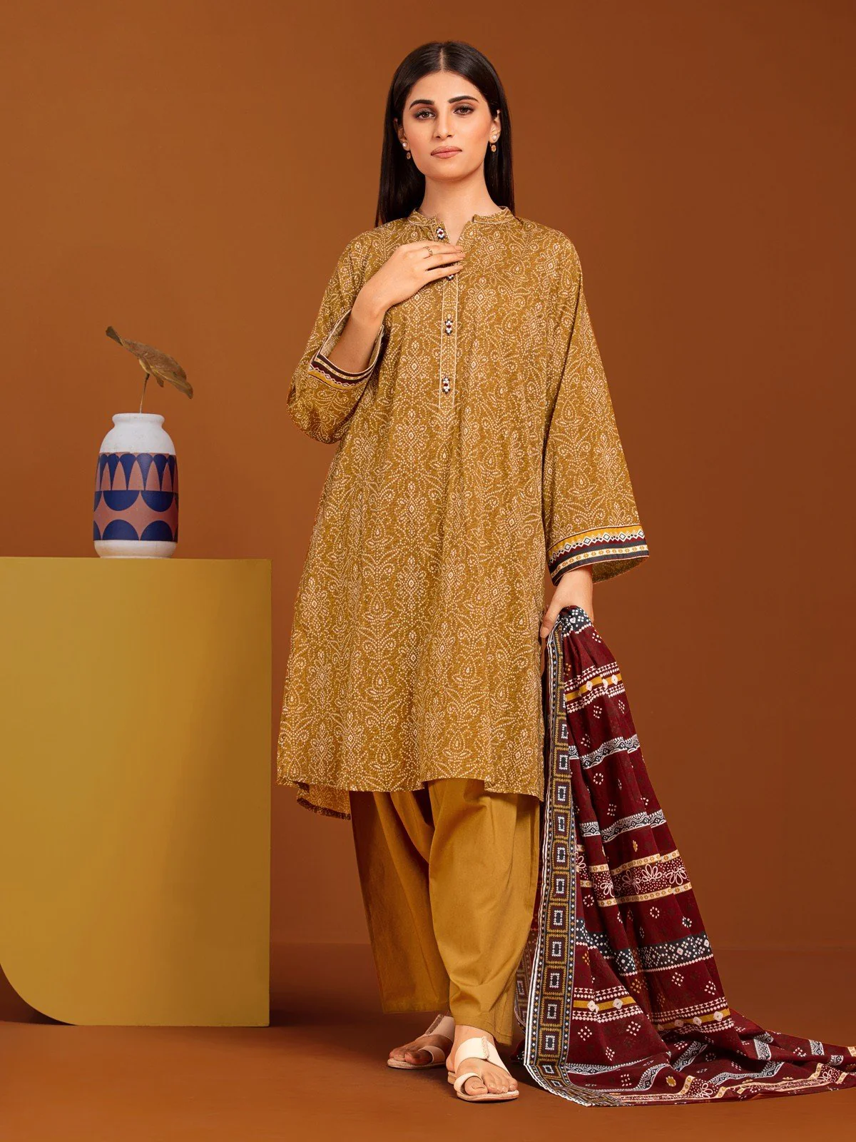 Printed Khaddar Suit - EWU23A3-27186-3P