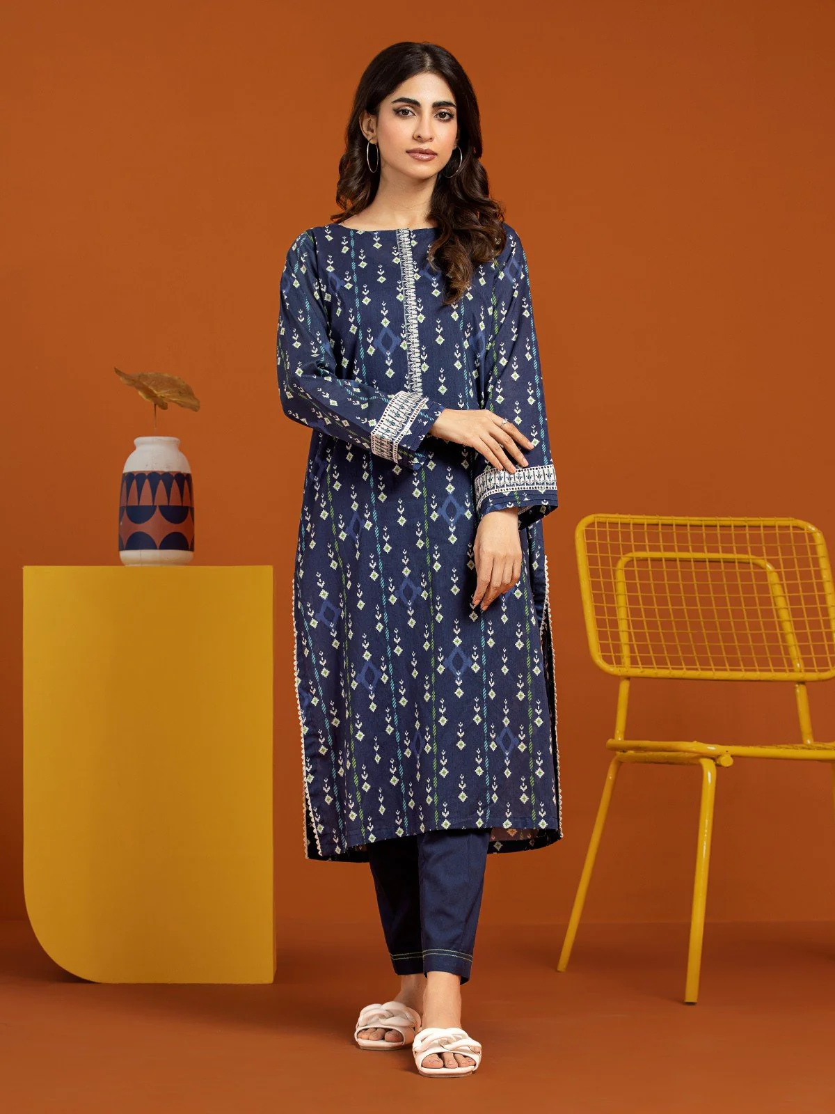 Printed Khaddar Shirt Trouser - EWU23A3-27255ST