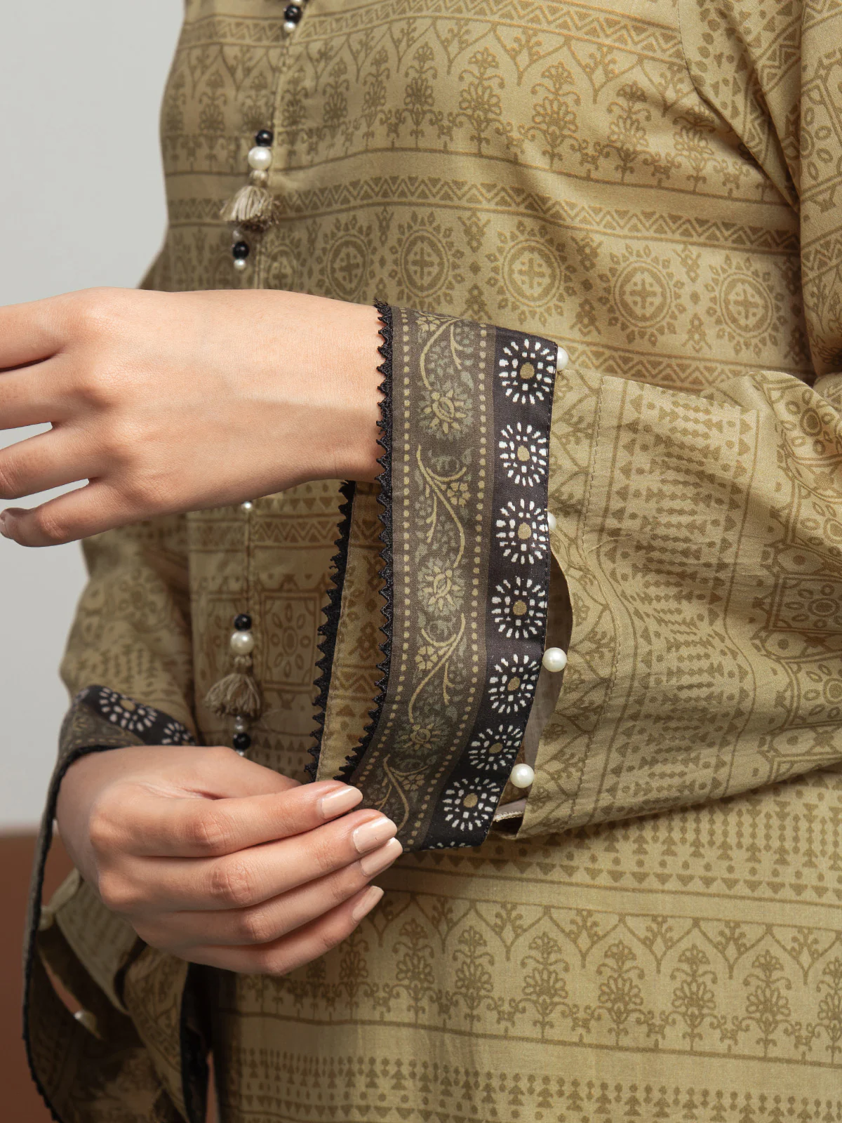 Printed Khaddar Suit - EWU23A3S-27610-3P - Image 3