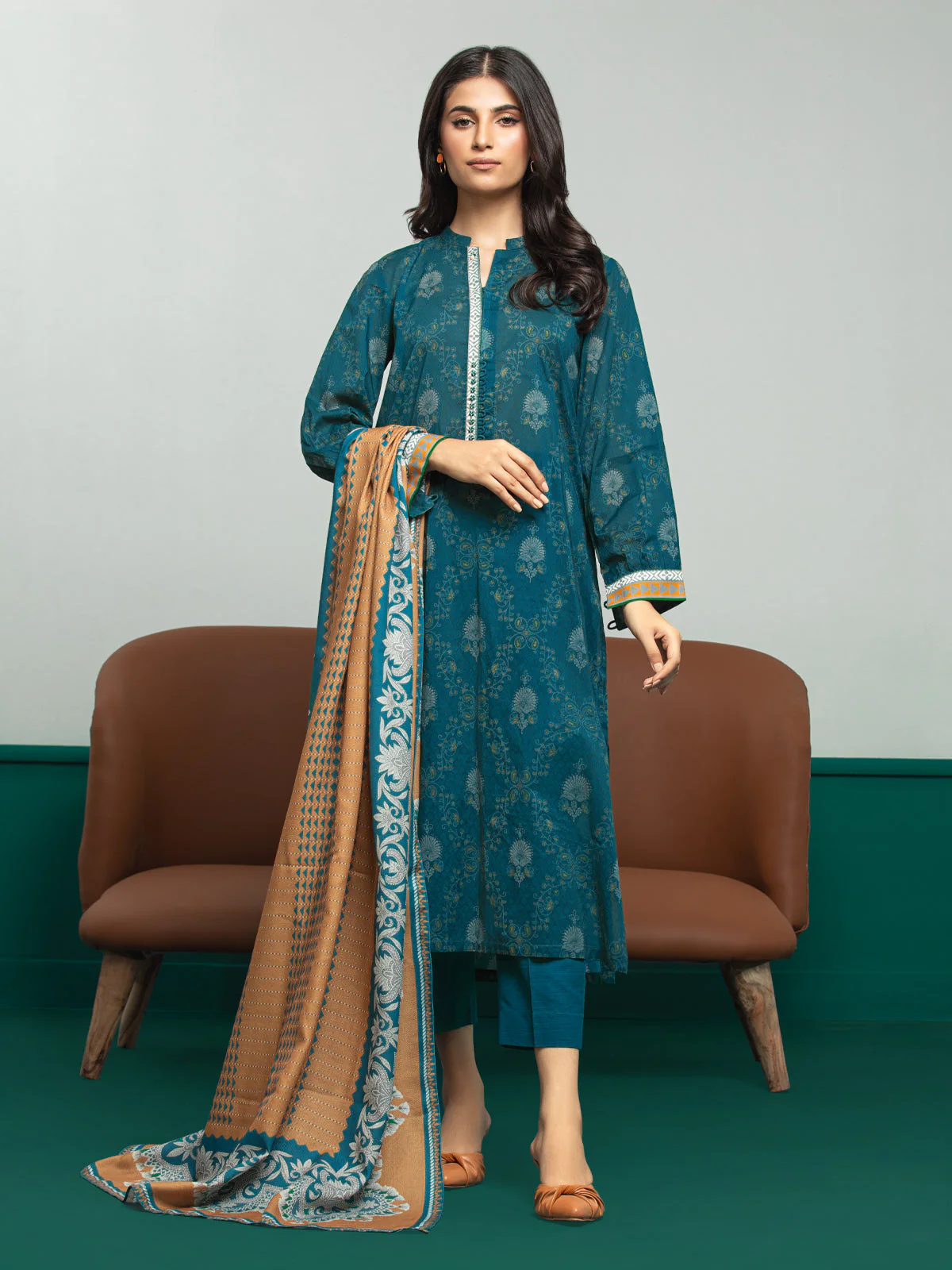 Printed Khaddar Suit - EWU23A3S-27617-3P