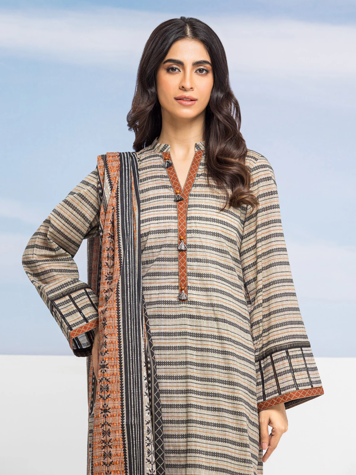 Printed Lawn Suit - EWU24A1-28009-3P - Image 3
