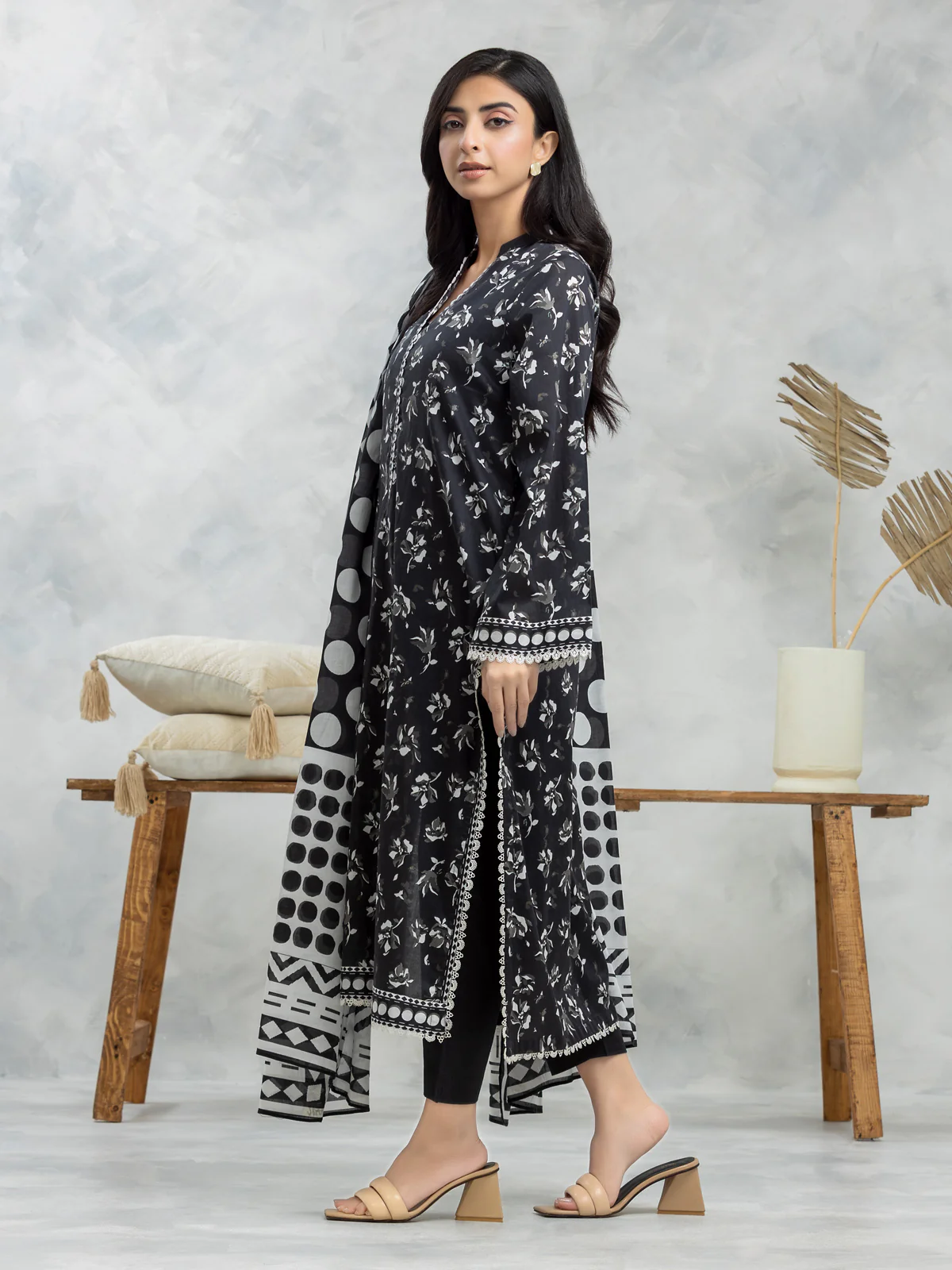 Printed Lawn Suit - EWU24A1-28508-3P - Image 2