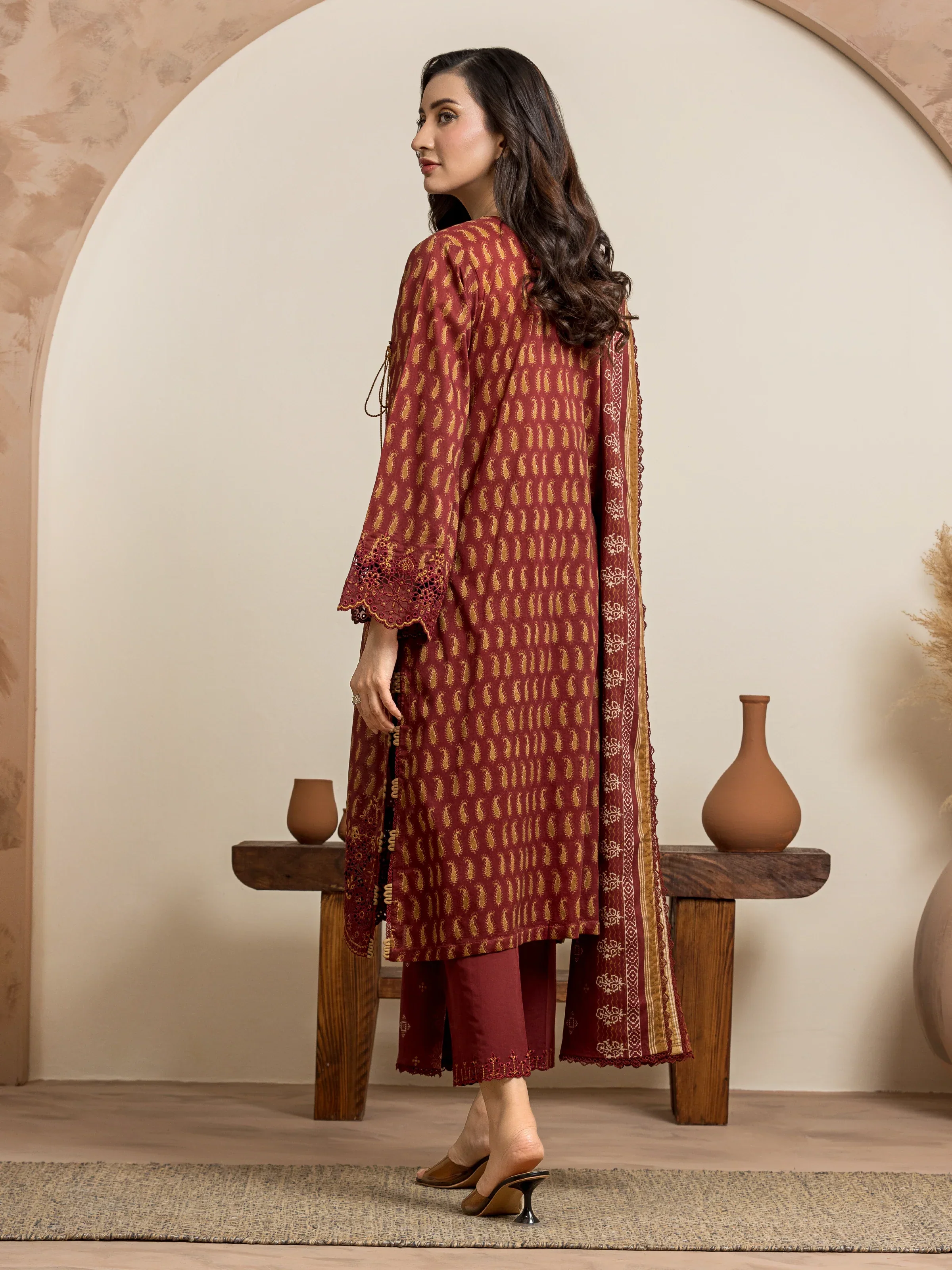 Embroidered Lawn Shirt Dupatta - EWU24V1-30038SD - Image 4