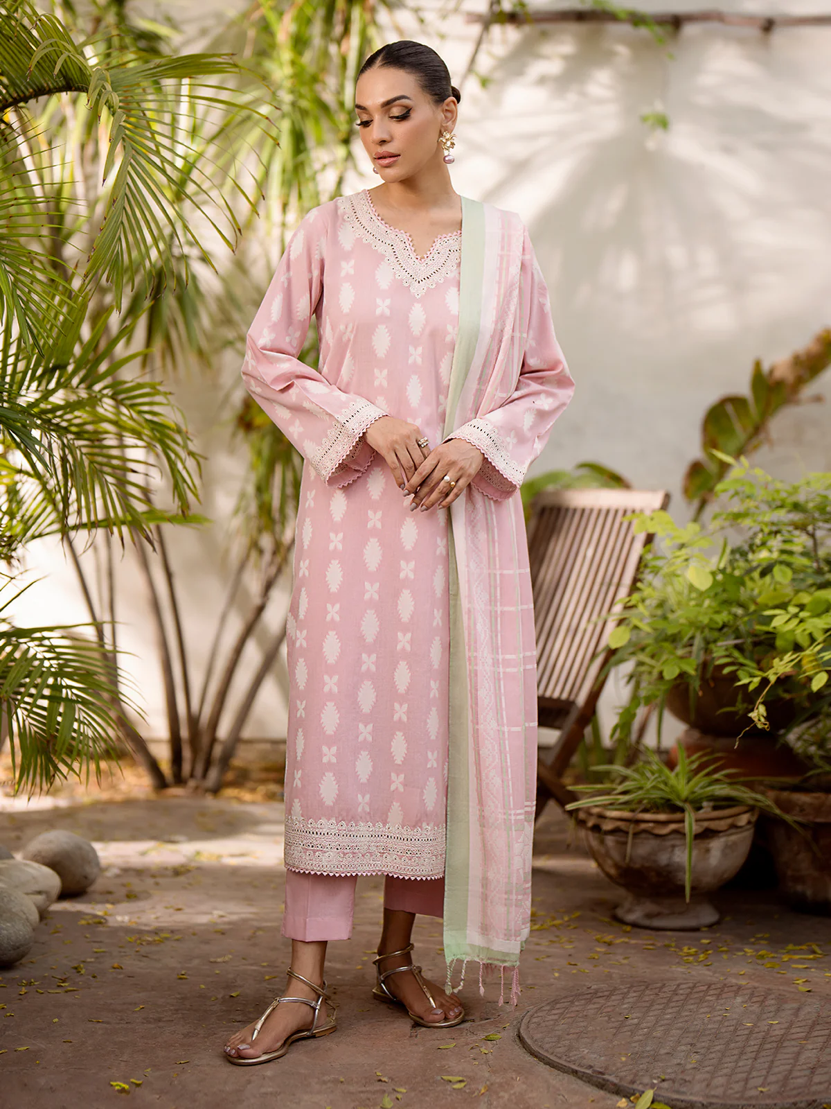 Embroidered Jacquard Suit - EWU24V3-30048-3P