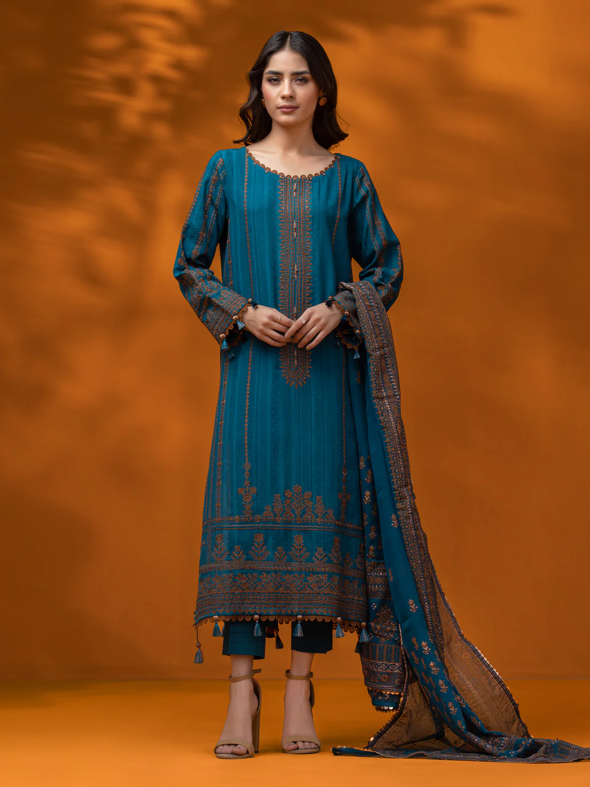 Embroidered Dobby Suit - EWU24V7-26631-3P