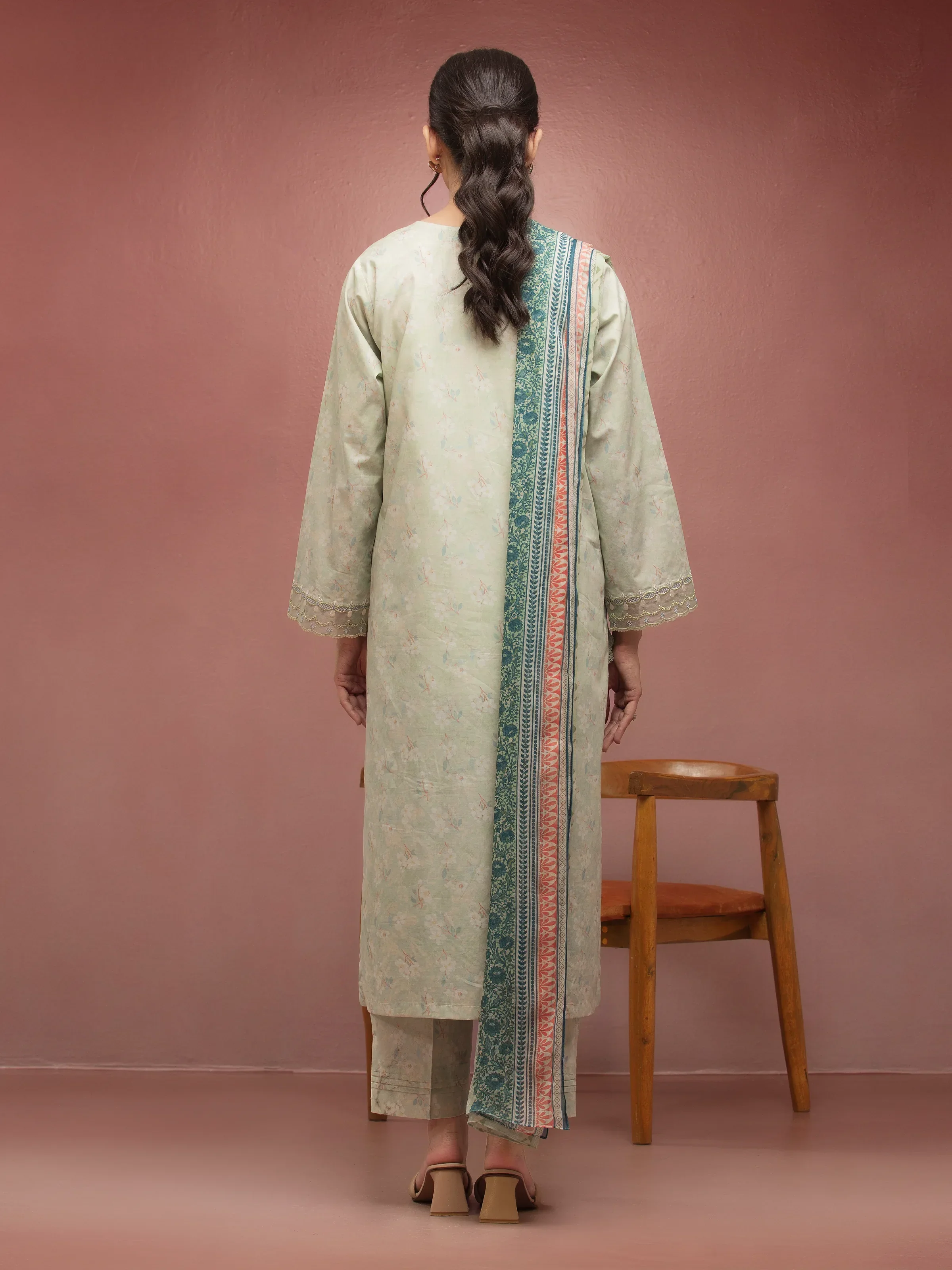 Embroidered Lawn Shirt Trouser - EWU5V1-31086ST - Image 6