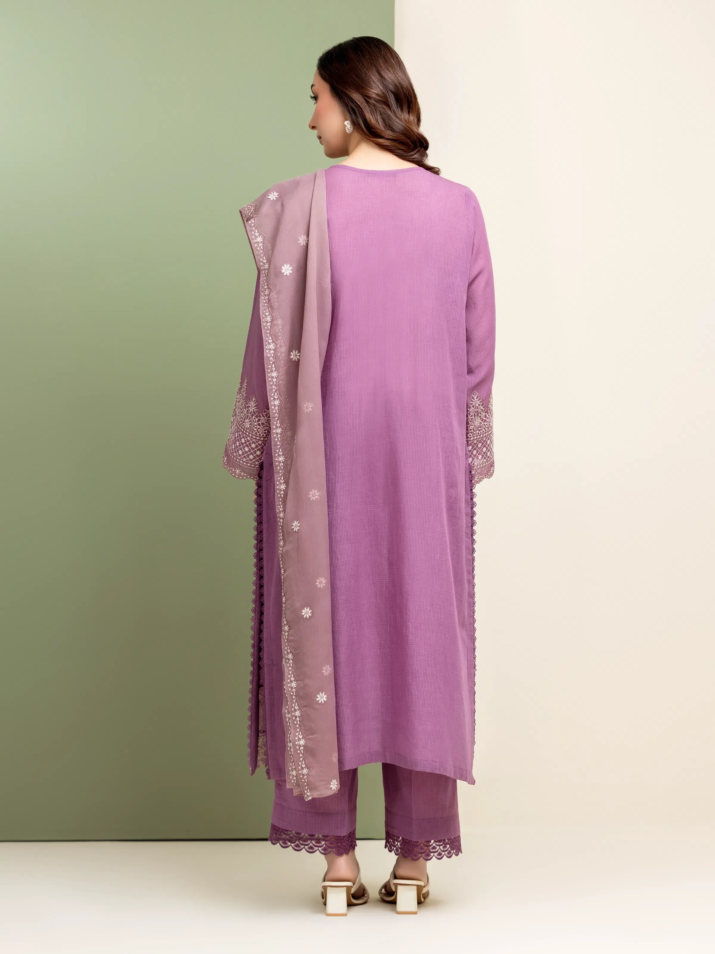 Embroidered Lawn Shirt Trouser - EWU5V1-31234ST - Image 4
