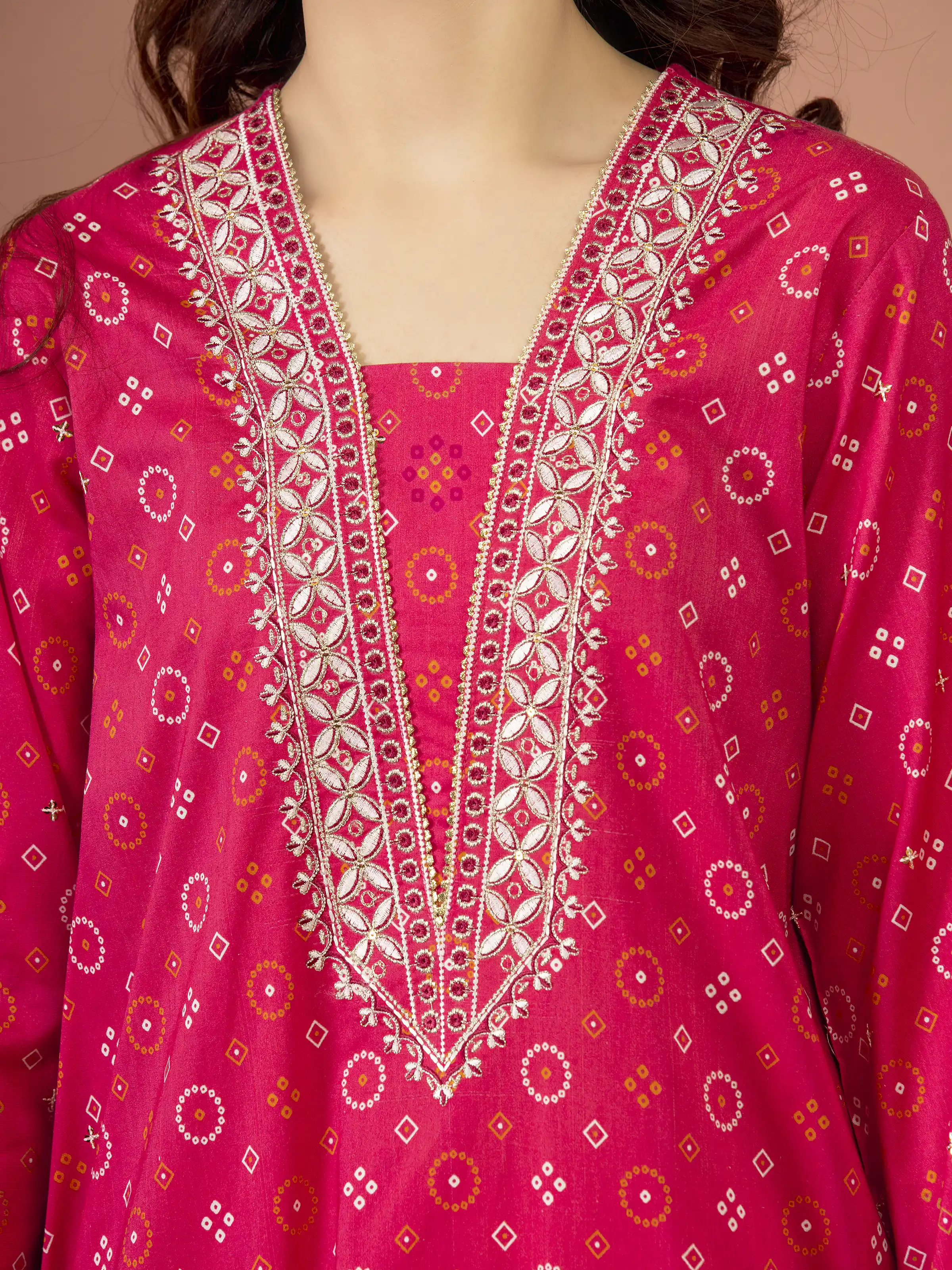 Embroidered Lawn Shirt Trouser - EWU5V1-31418ST - Image 4
