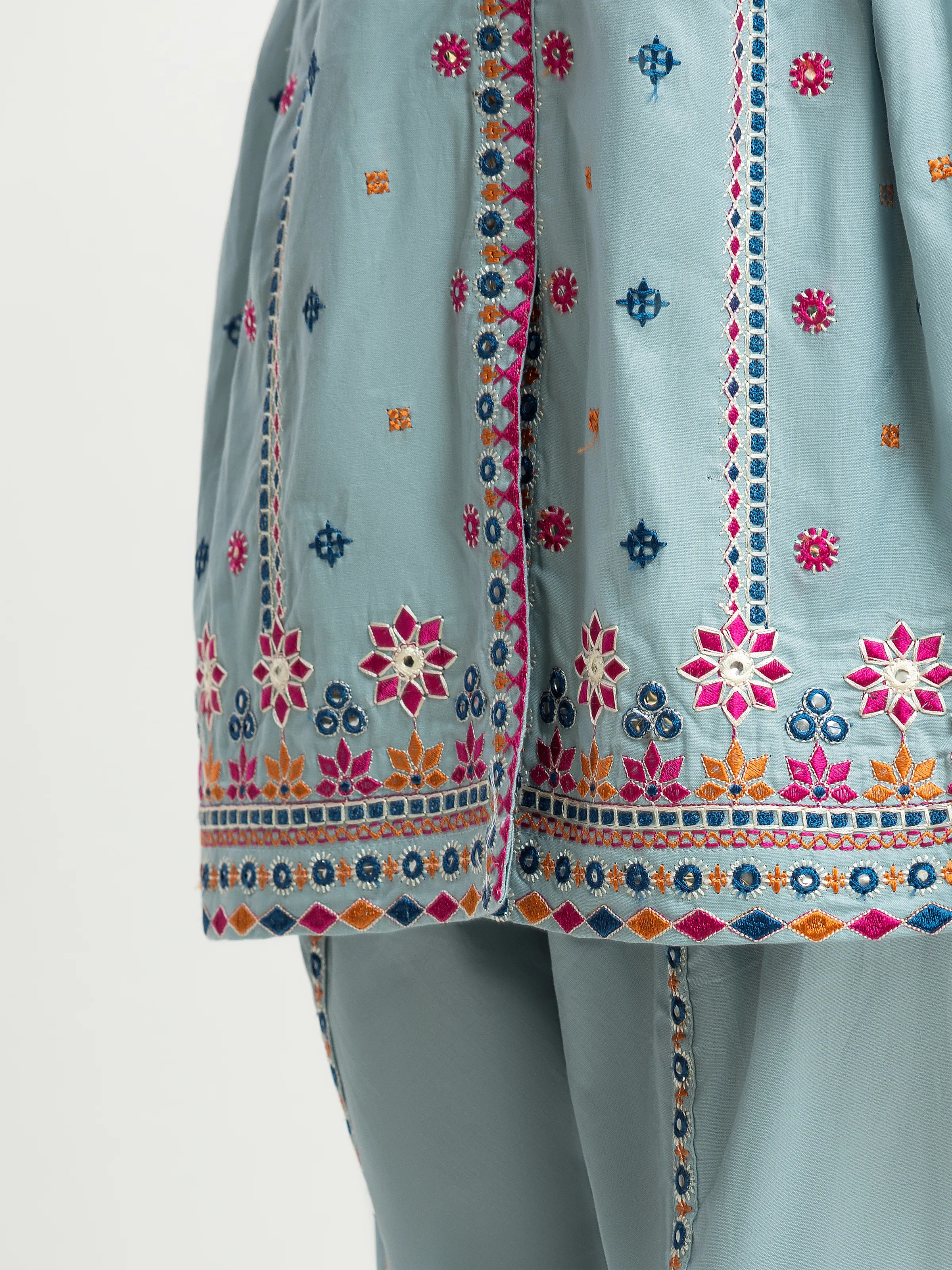 Embroidered Cambric Shirt Trouser - EGTKE5-73029ST - Image 4
